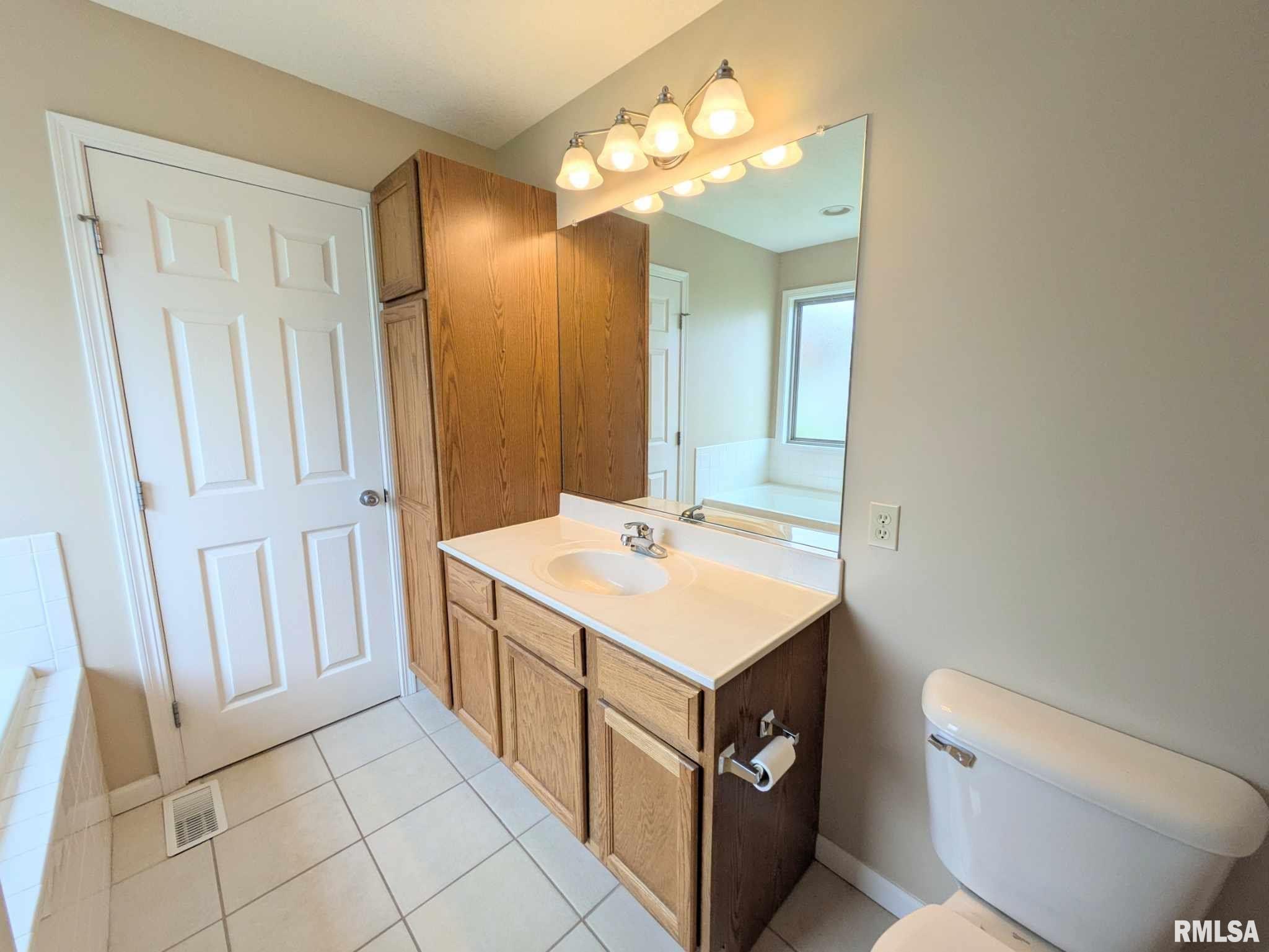 16 Elk Court, Washington, Illinois image 29