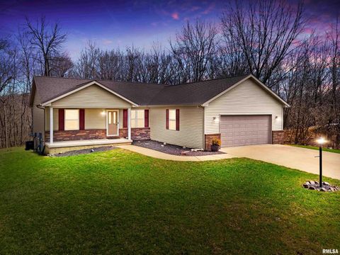 Homes For Sale - 105 Kaylea Court<br/> Tazewell County, East Peoria, IL 61611