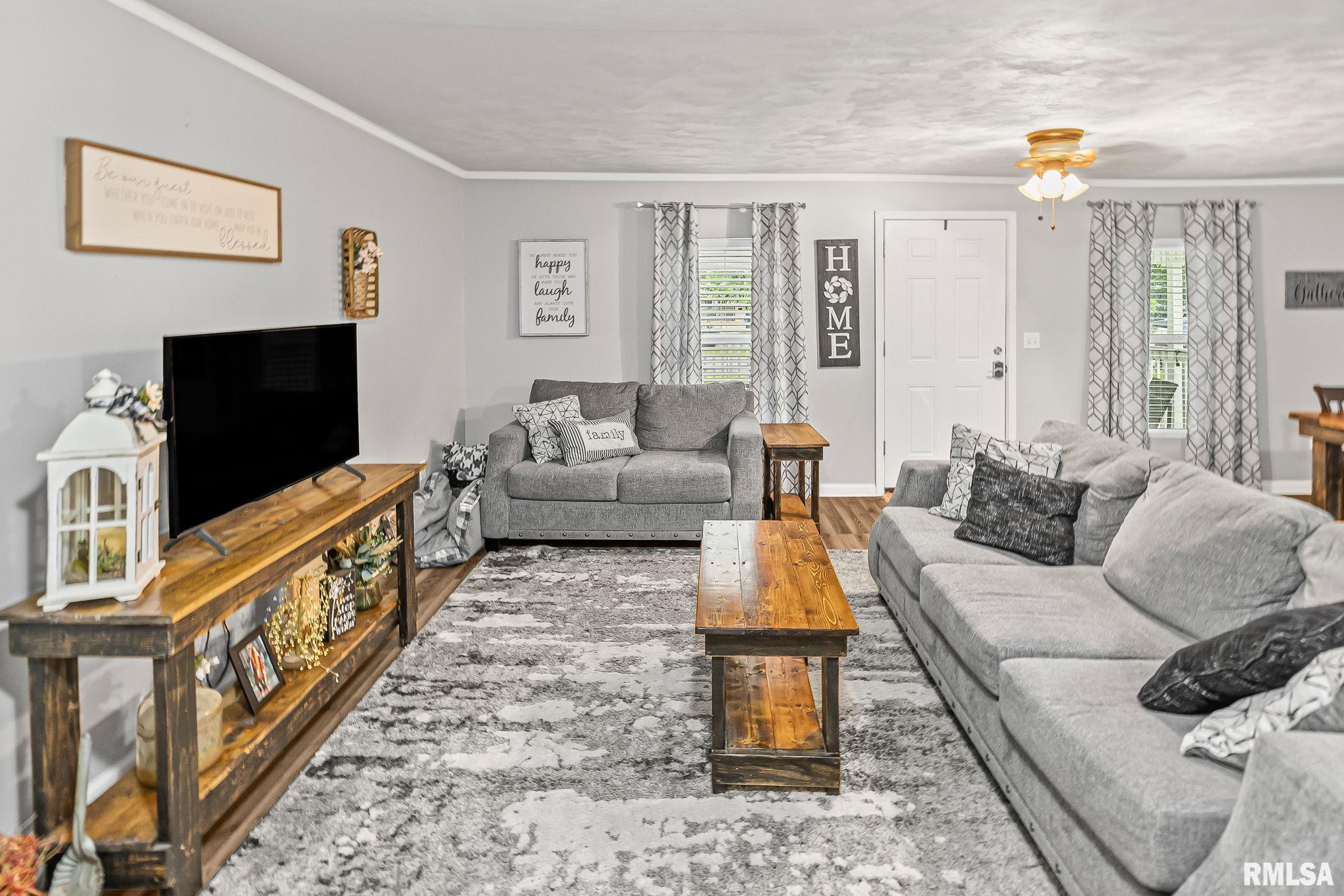 620 W Allmon Street, Salem, Illinois image 14