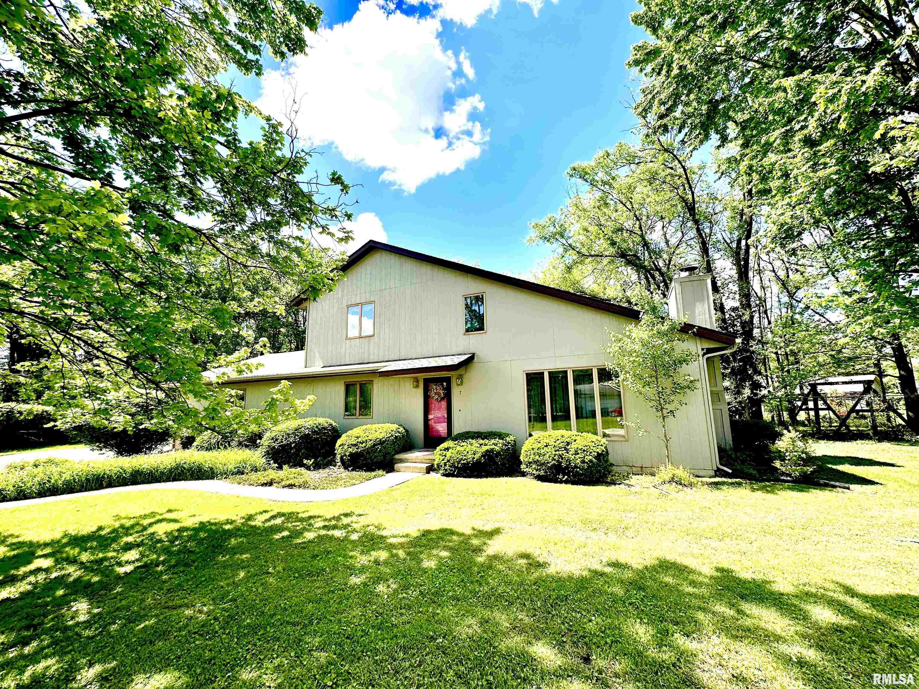 7 Lakewood Drive, Centralia, Illinois image 1