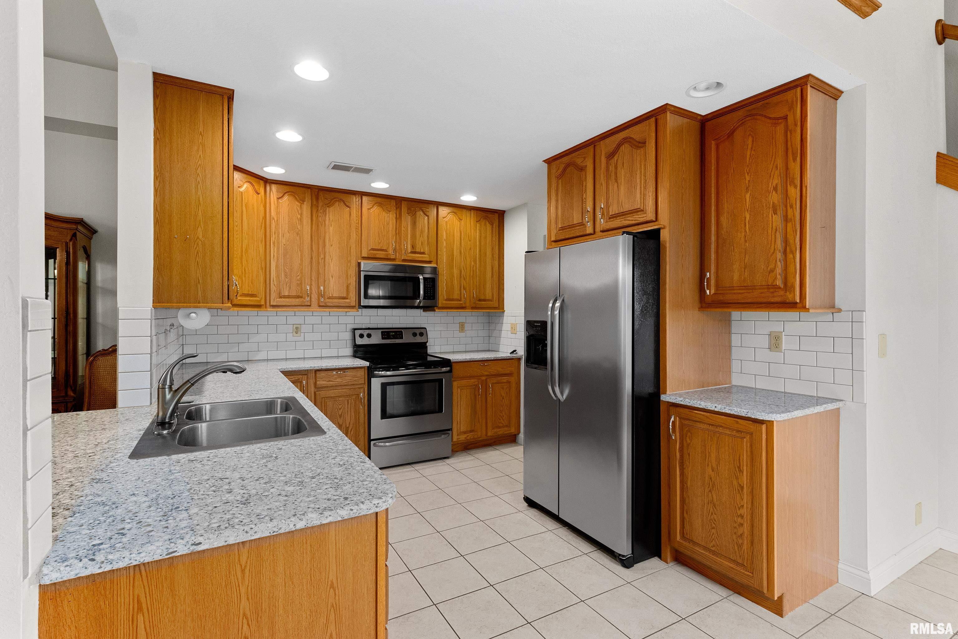 106 Barrington Place #9, Morton, Illinois image 18