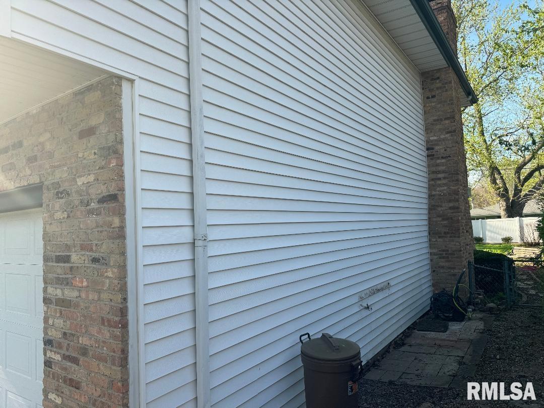 1345 W Woodside Drive, Dunlap, Illinois image 12