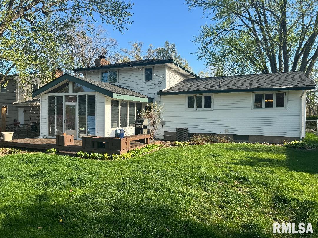 1345 W Woodside Drive, Dunlap, Illinois image 3