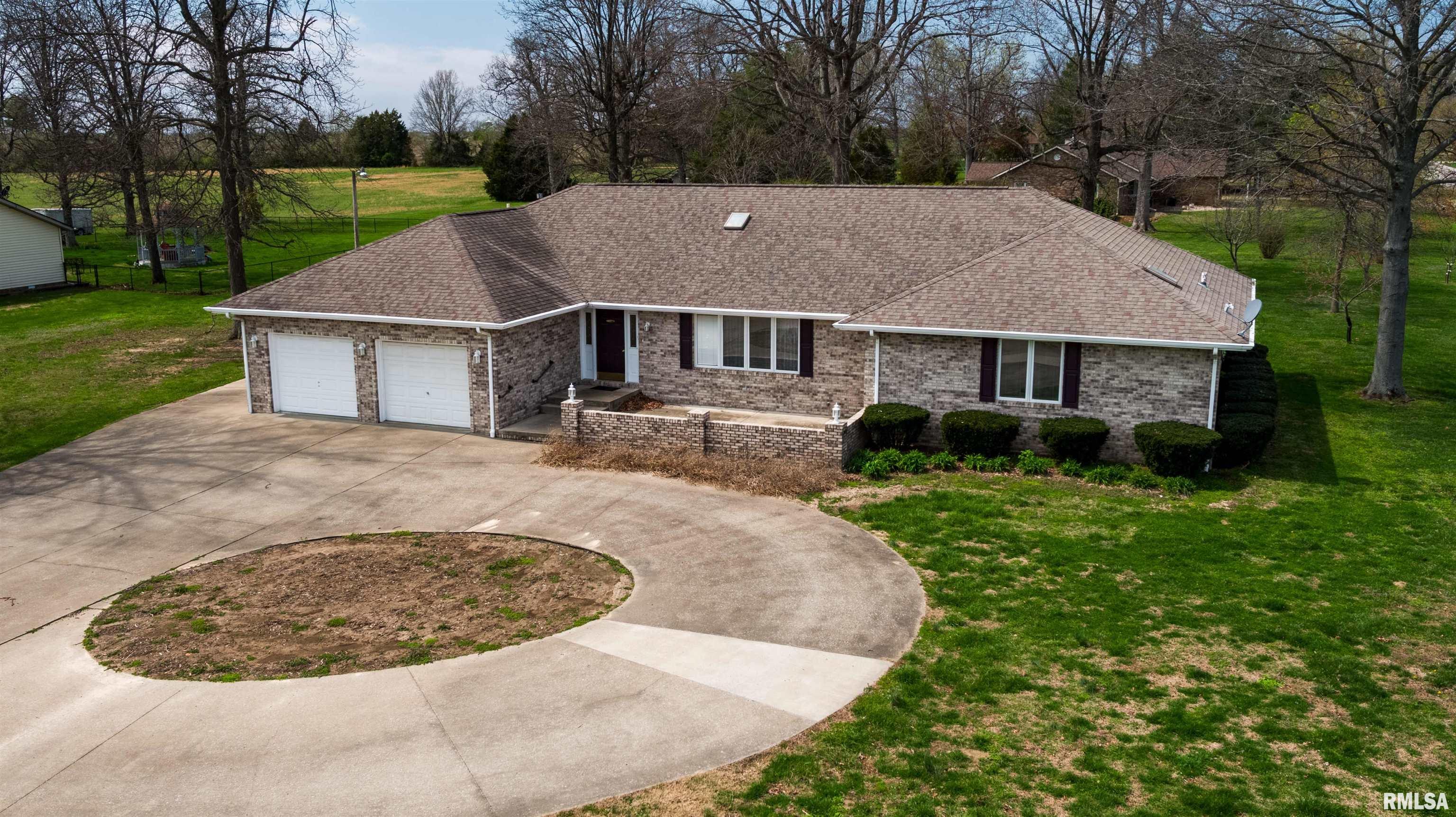 1908 Norman Road, Marion, Illinois image 32