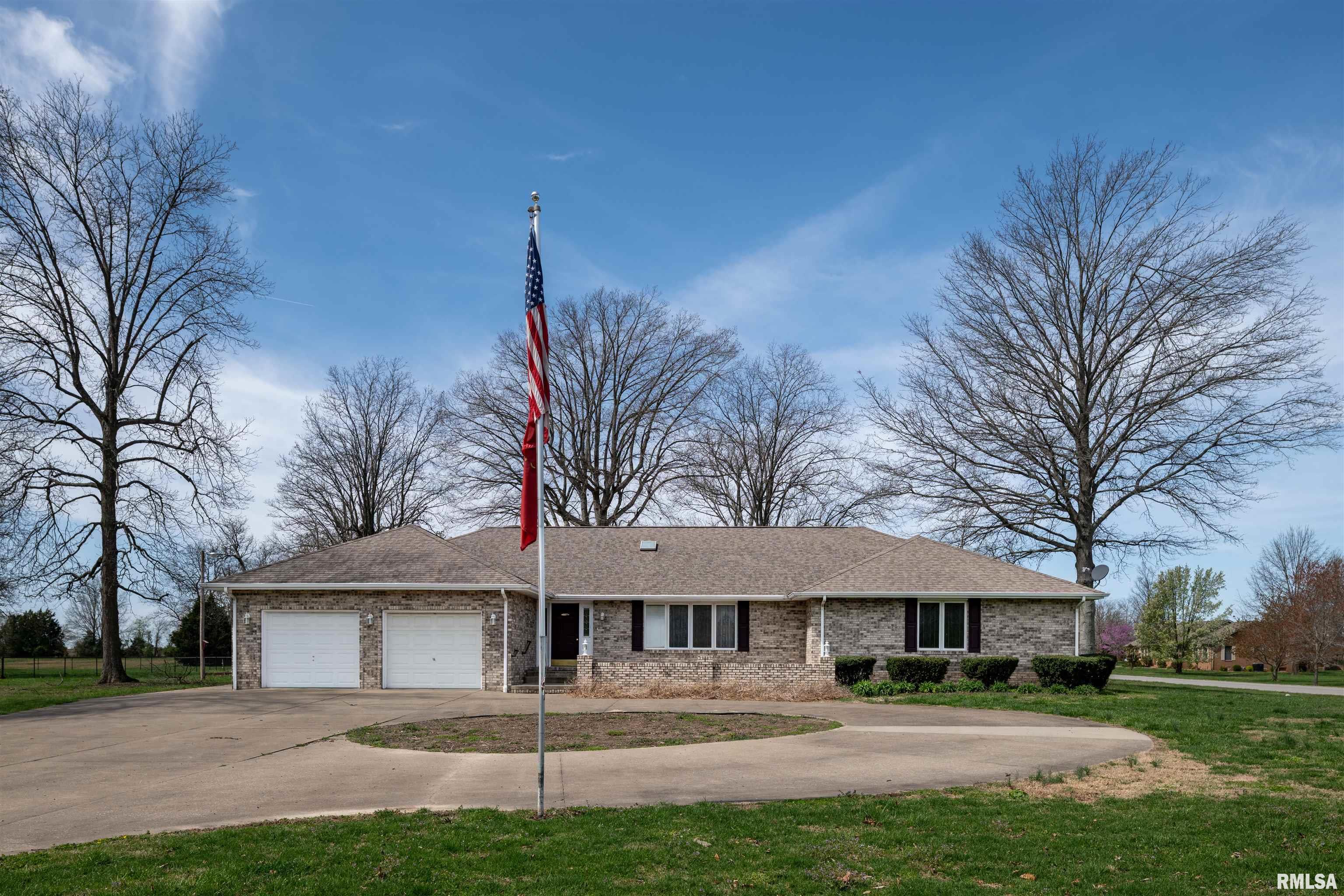 1908 Norman Road, Marion, Illinois image 1