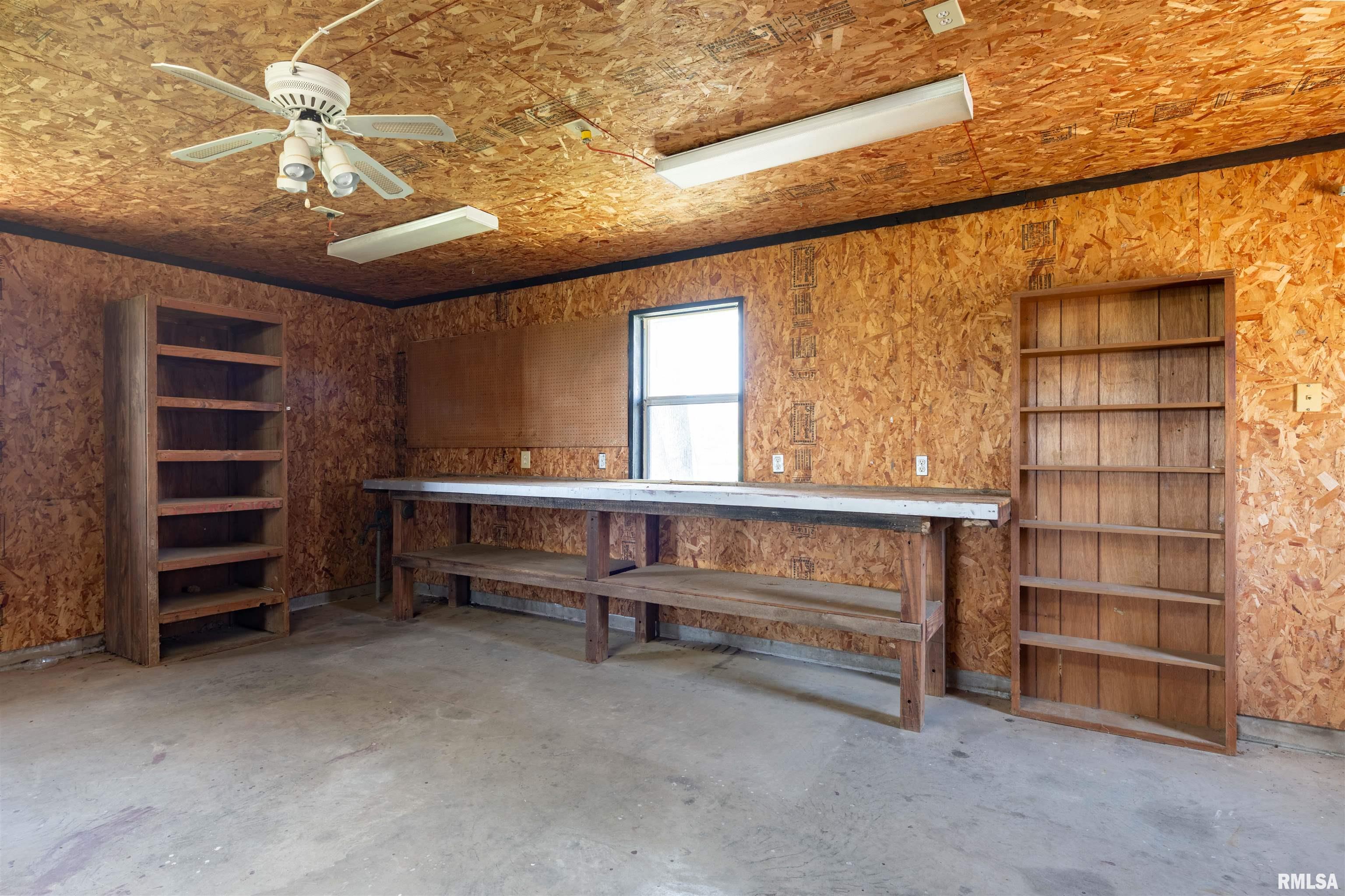 1908 Norman Road, Marion, Illinois image 29