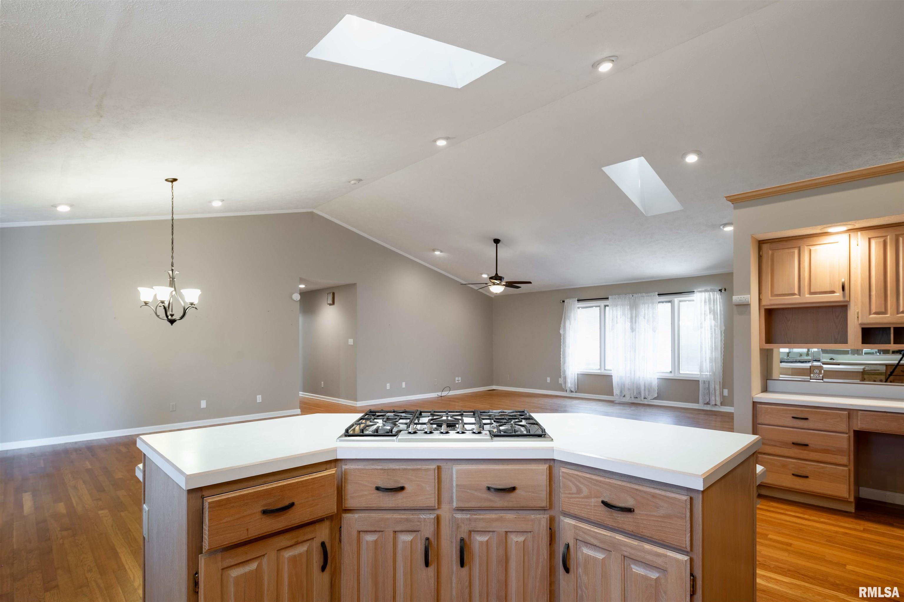 1908 Norman Road, Marion, Illinois image 9