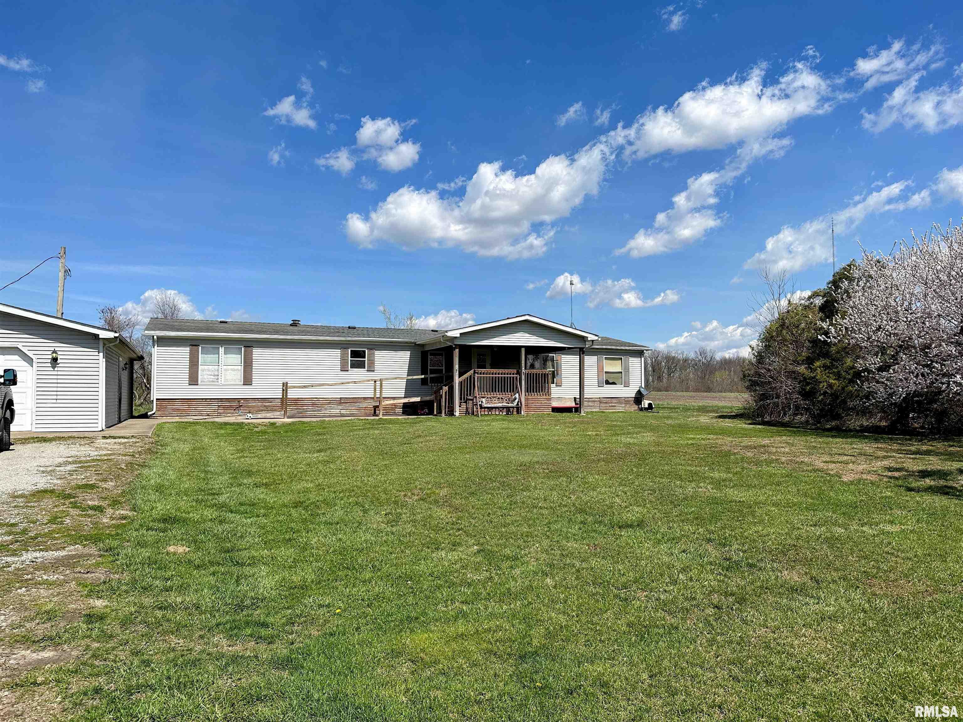 14958 Sulphur Springs Road, Creal Springs, Illinois image 1