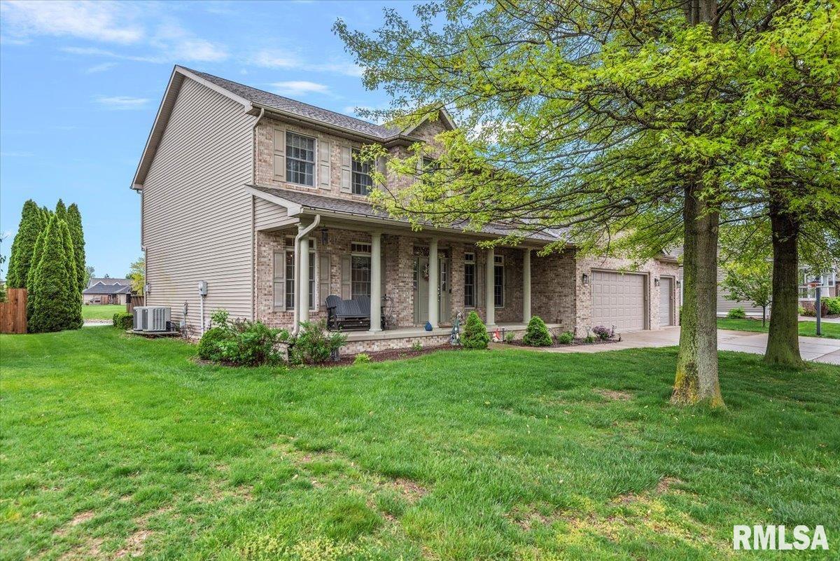 312 Windycrest Drive, Chatham, Illinois image 2