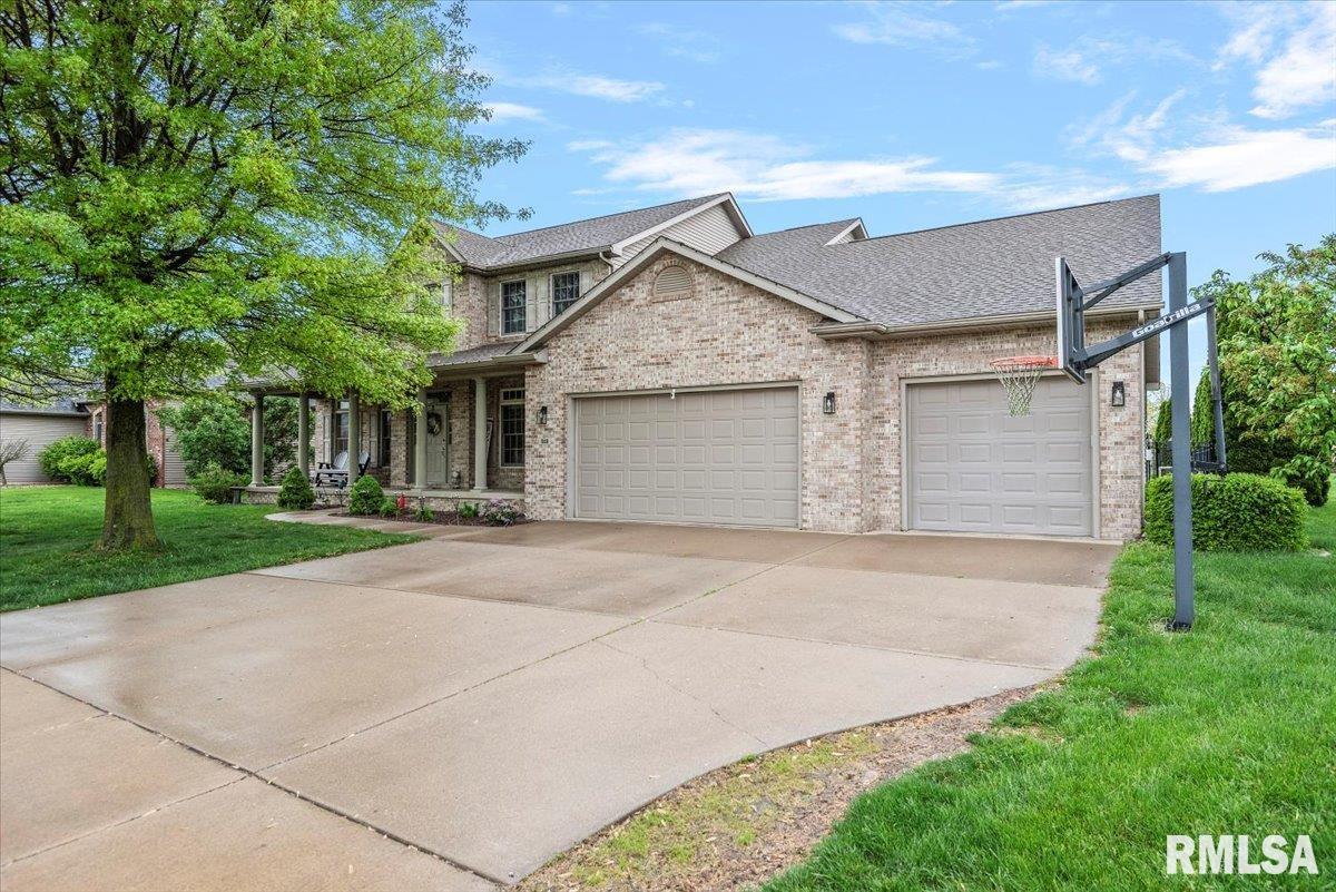 312 Windycrest Drive, Chatham, Illinois image 1