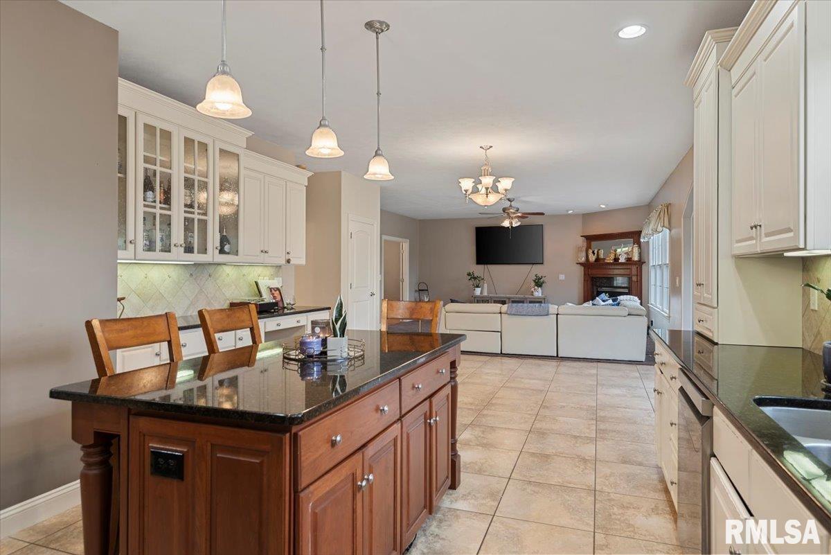 312 Windycrest Drive, Chatham, Illinois image 19
