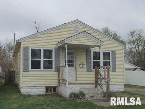 Photo of 1409 S 9th Street, Pekin, IL 61554 (MLS # PA1265986)