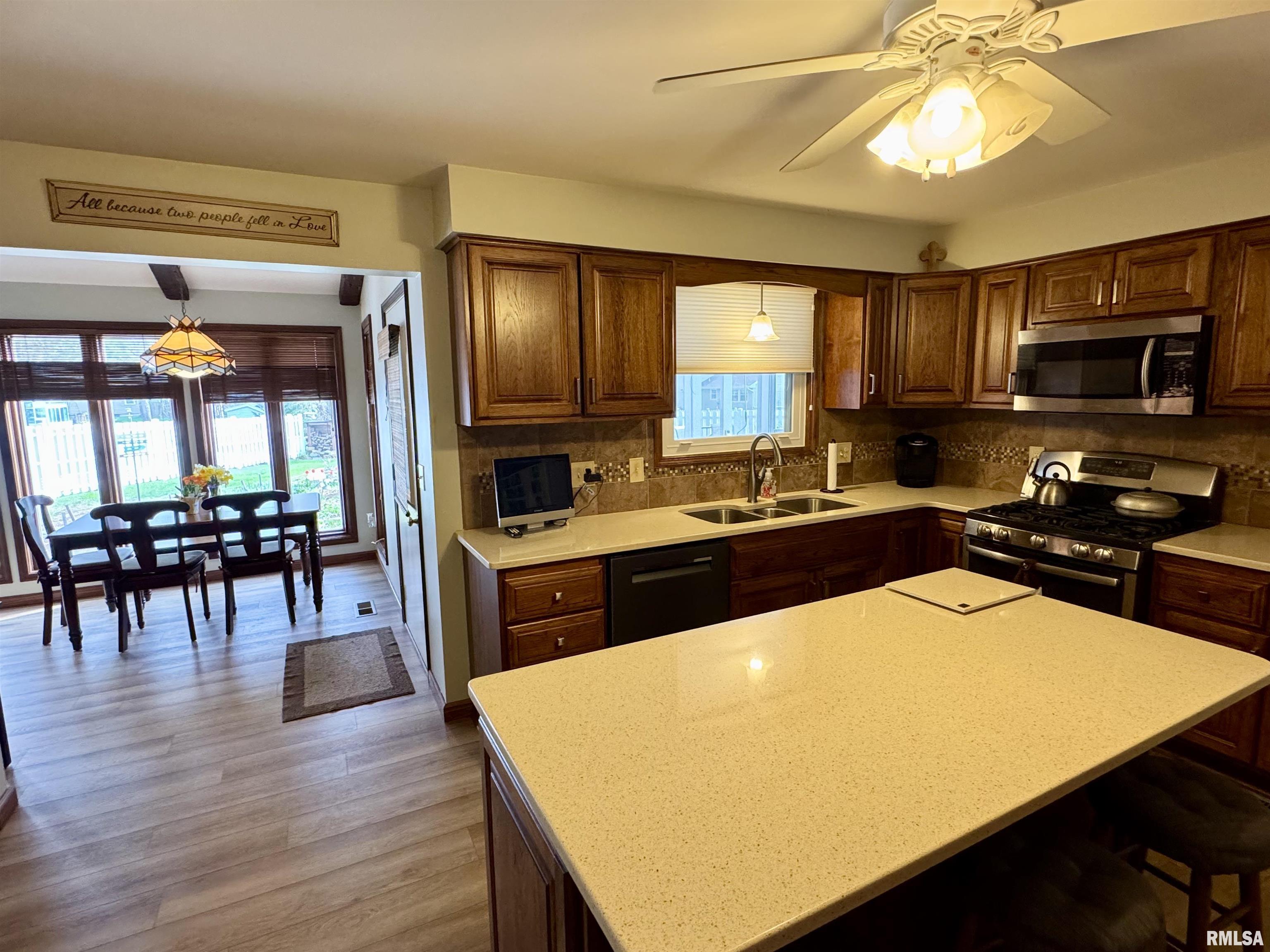 536 Meadow Drive, Macomb, Illinois image 18