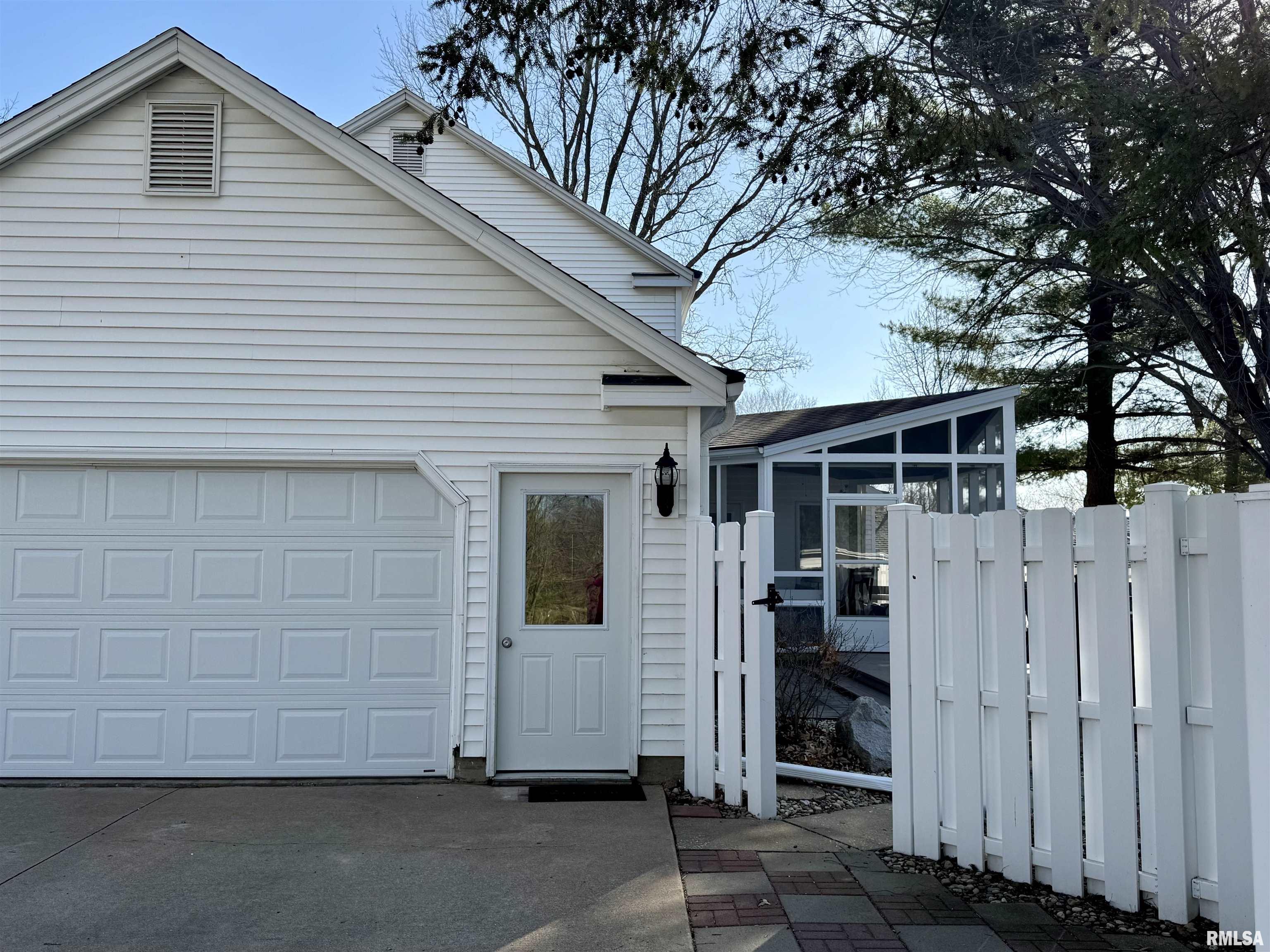 536 Meadow Drive, Macomb, Illinois image 7