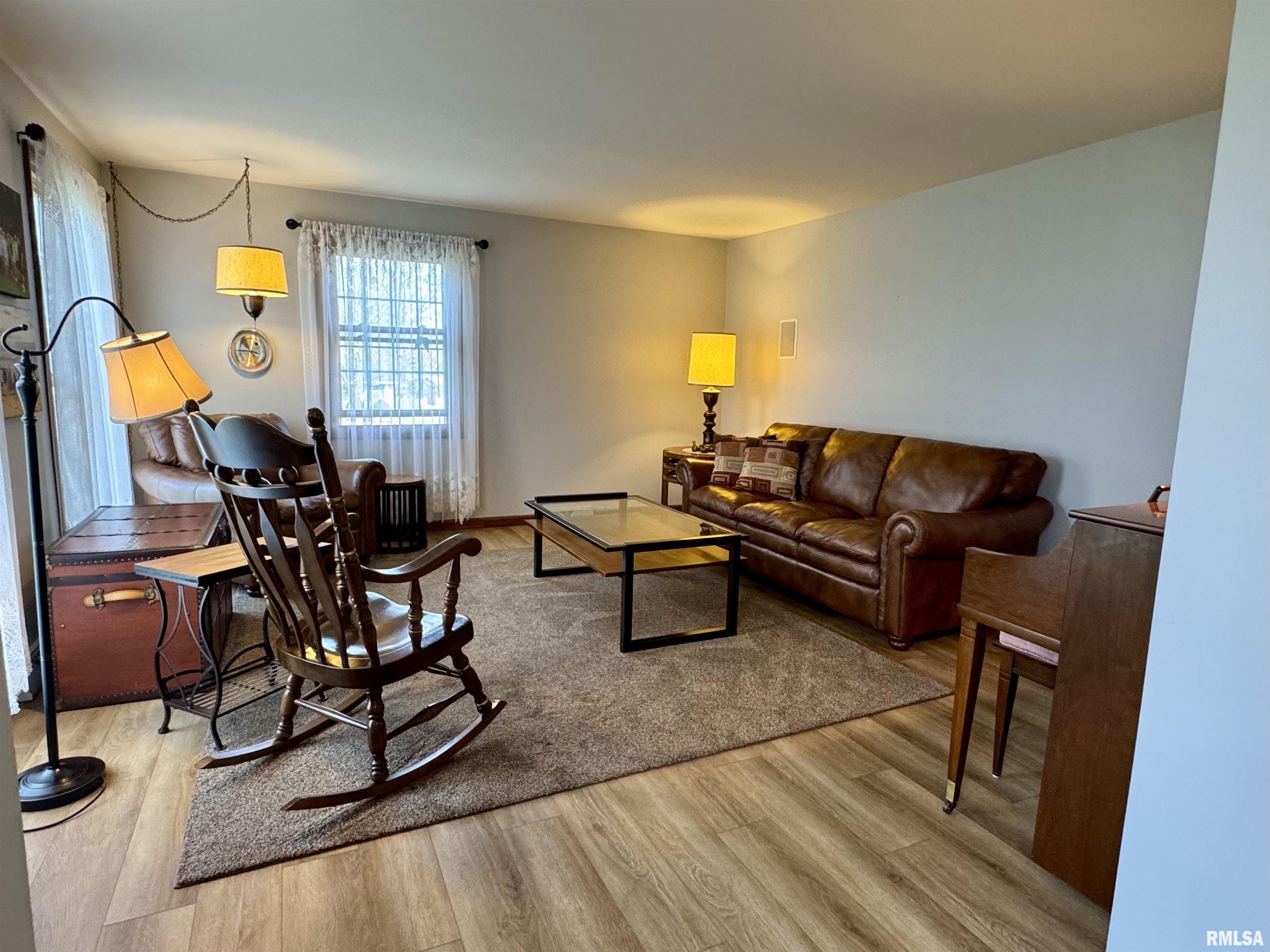 536 Meadow Drive, Macomb, Illinois image 12