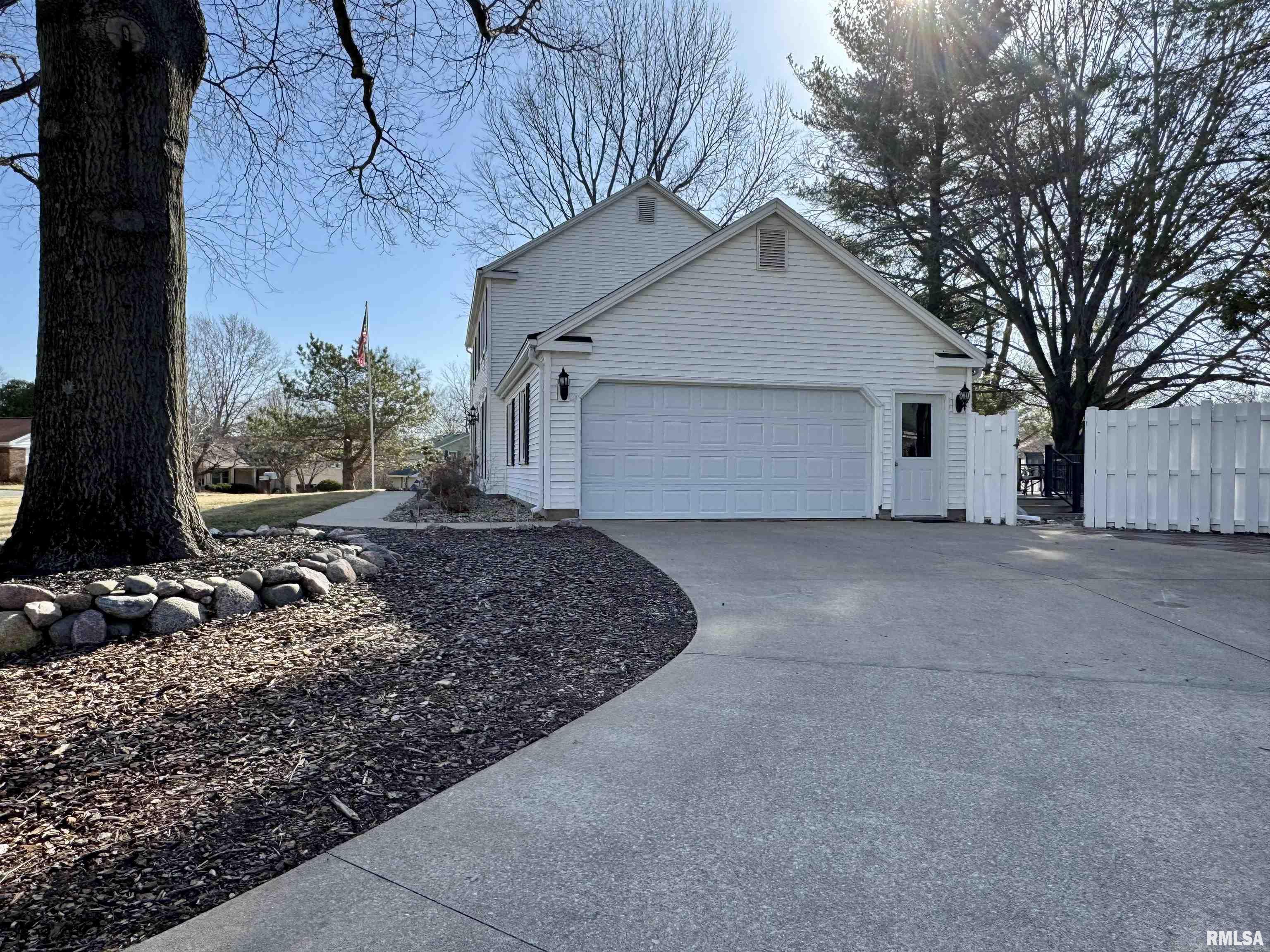 536 Meadow Drive, Macomb, Illinois image 5