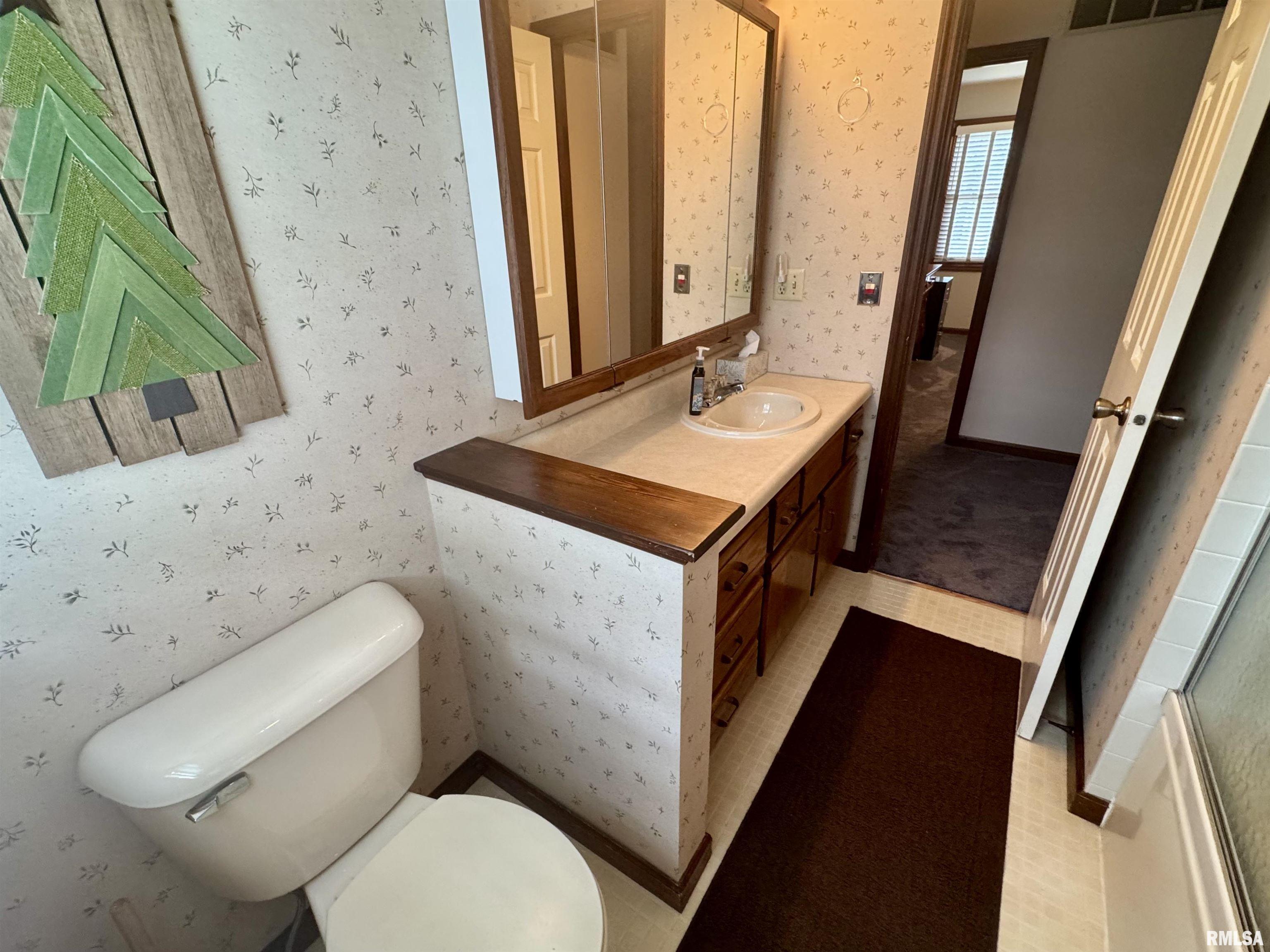 536 Meadow Drive, Macomb, Illinois image 40