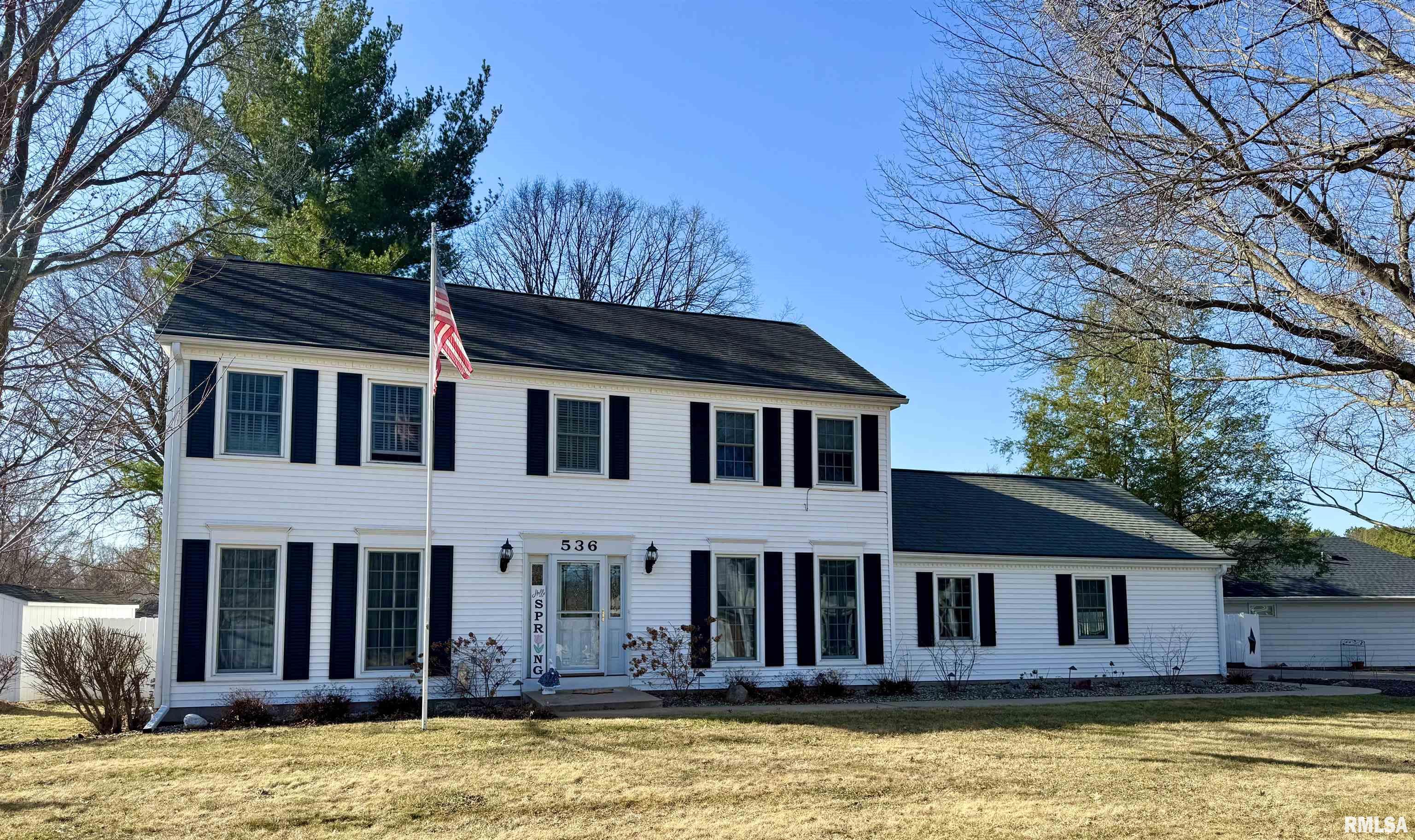 536 Meadow Drive, Macomb, Illinois image 1