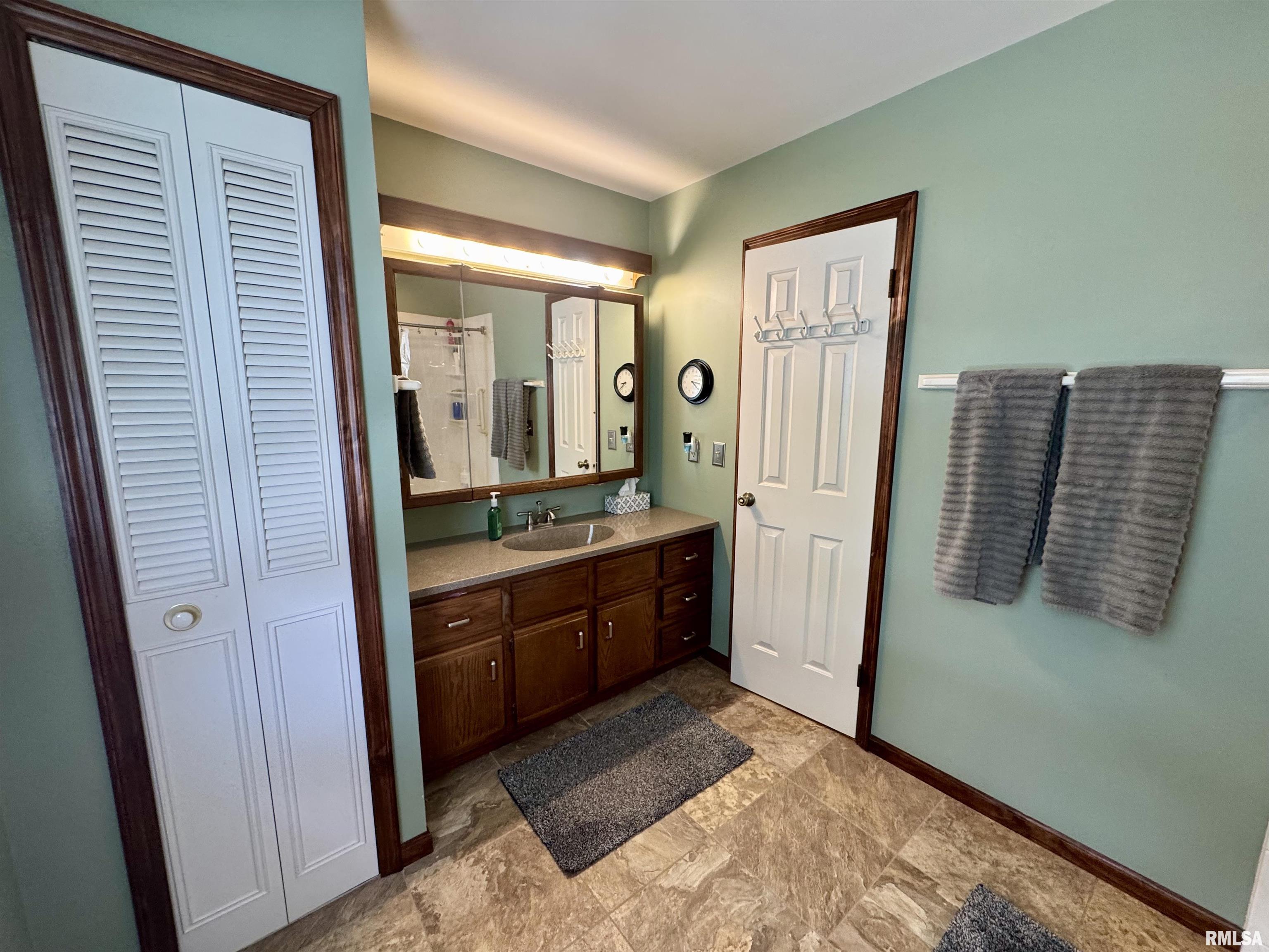 536 Meadow Drive, Macomb, Illinois image 47
