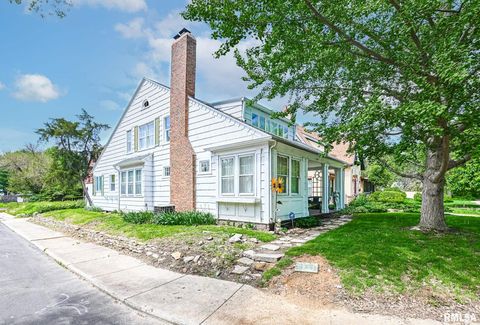 Photo of 1409 N COLE Court, Peoria, IL 61606 (MLS # PA1265768)