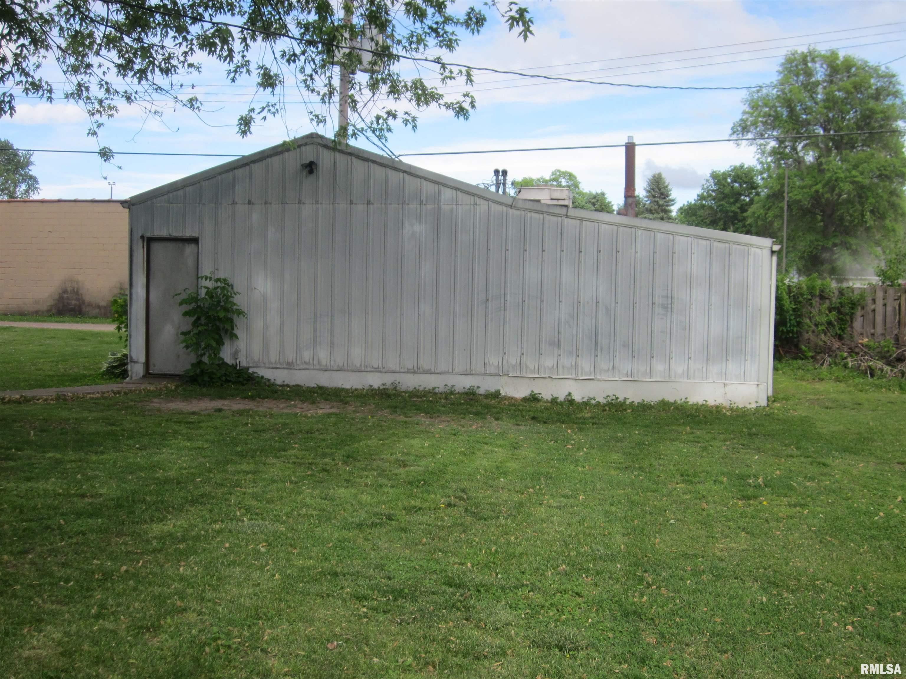 215 S Logan Street, Mason City, Illinois image 31