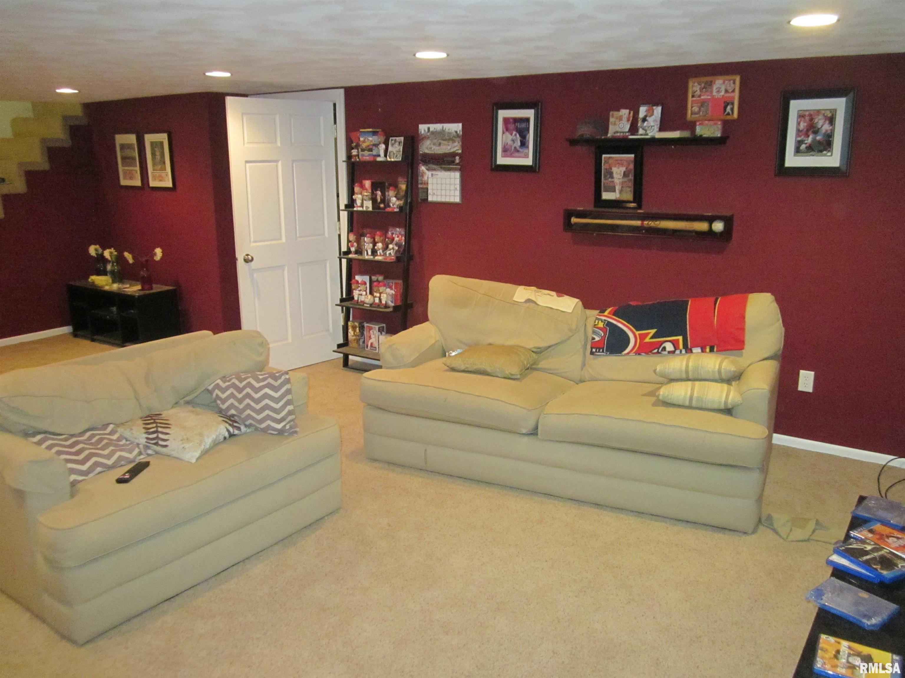 215 S Logan Street, Mason City, Illinois image 20