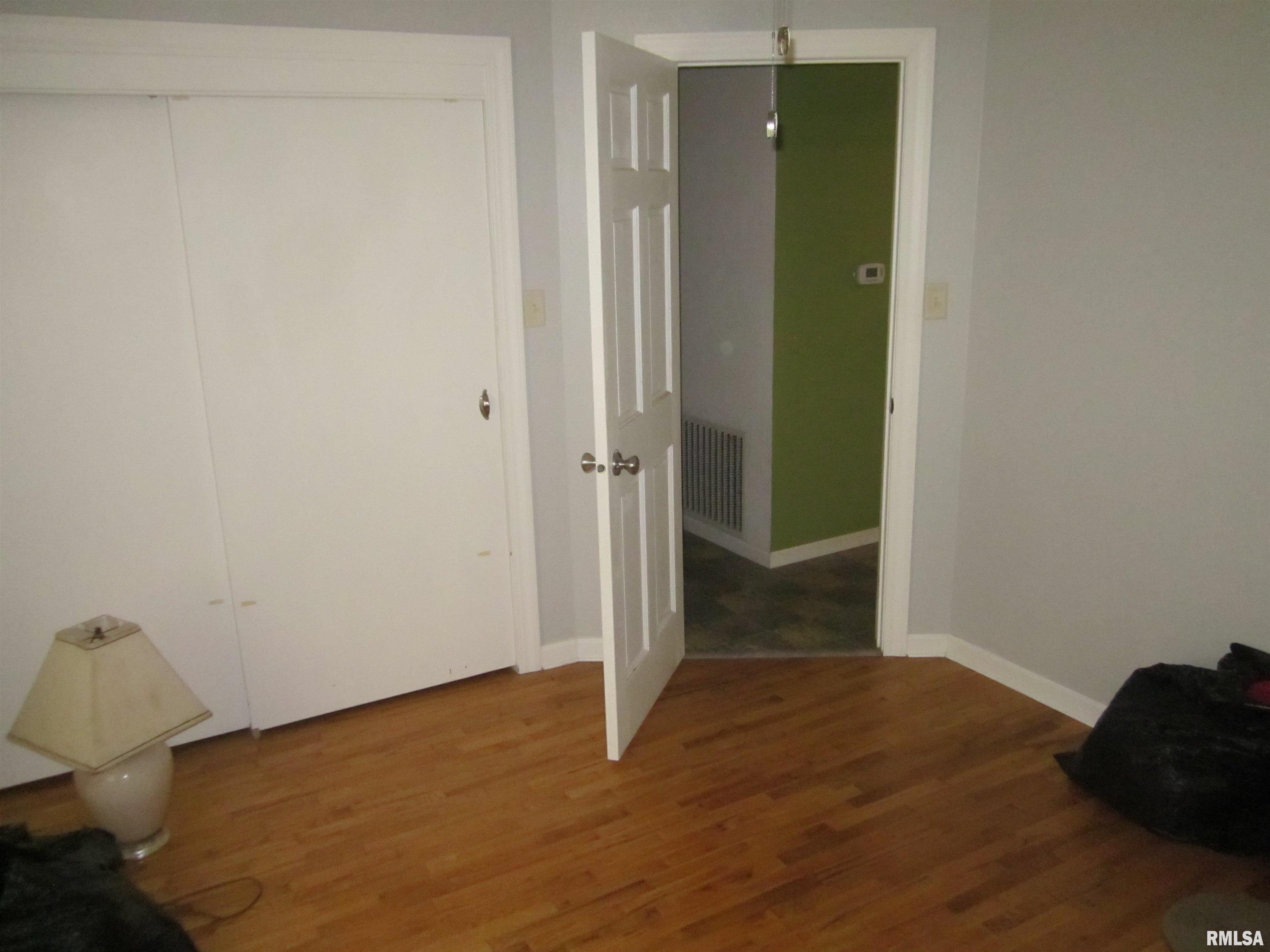 215 S Logan Street, Mason City, Illinois image 15