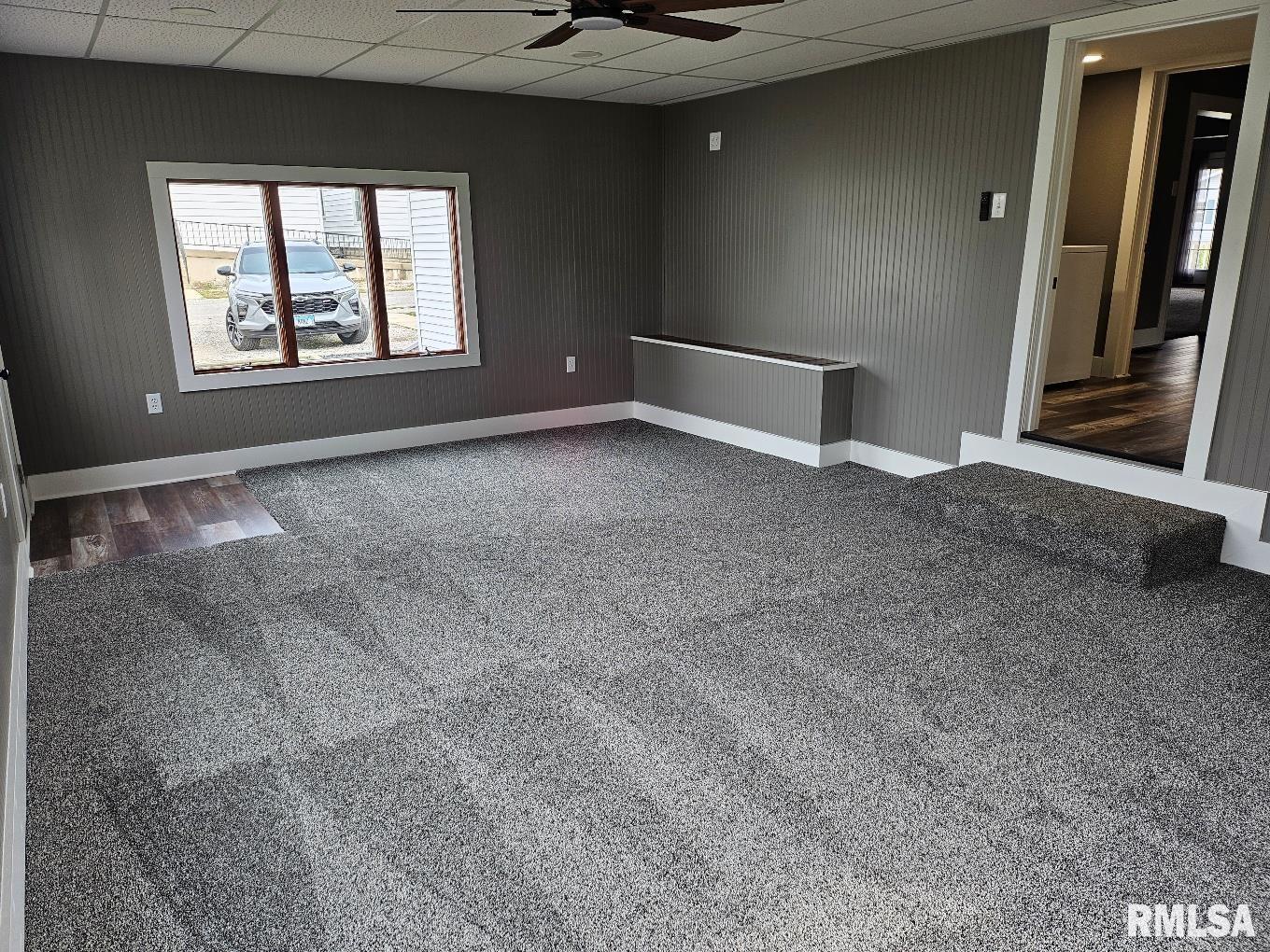 102 W Grand Street, Modesto, Illinois image 34