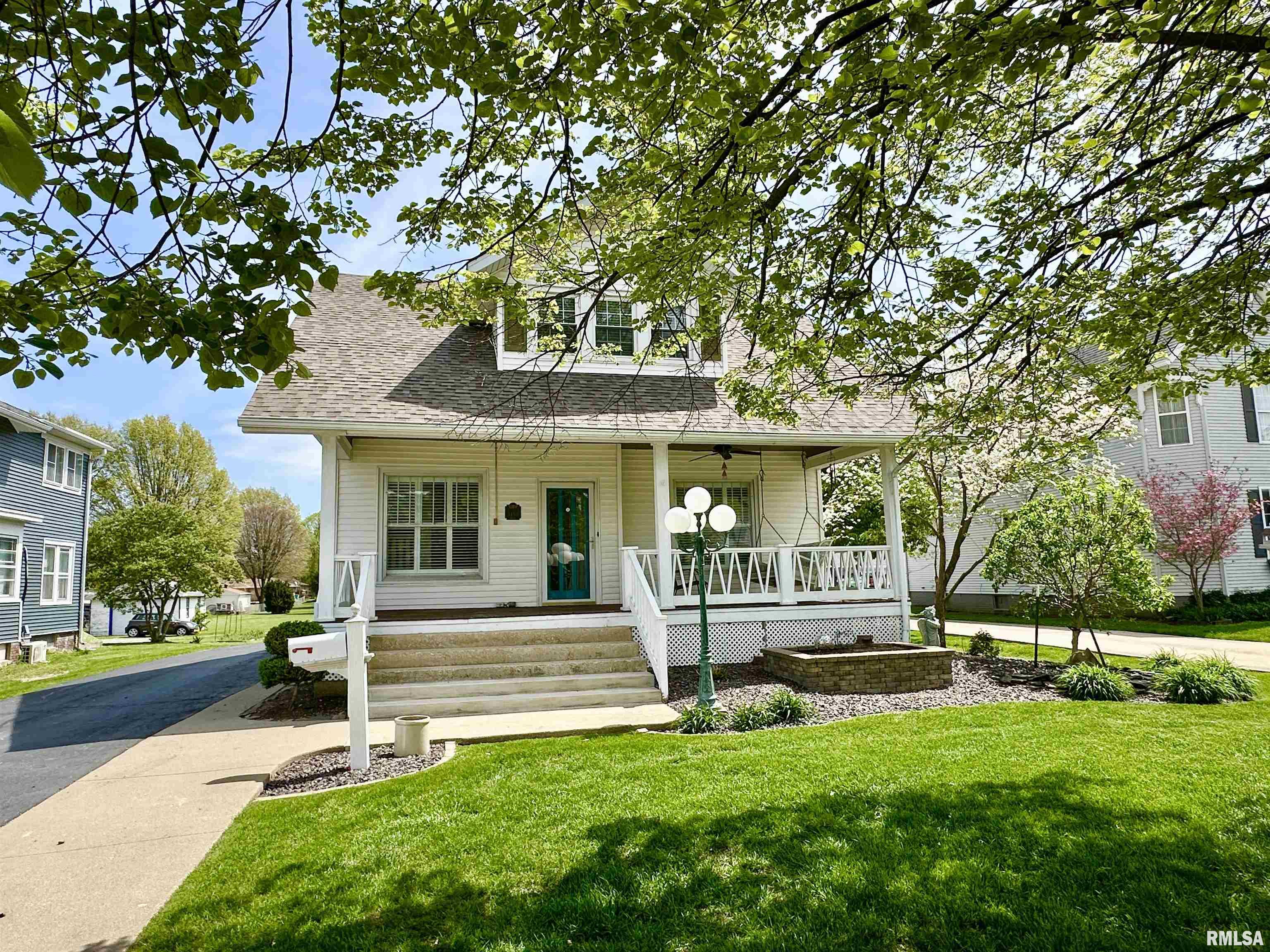 1450 S Main Street, Jacksonville, Illinois image 1
