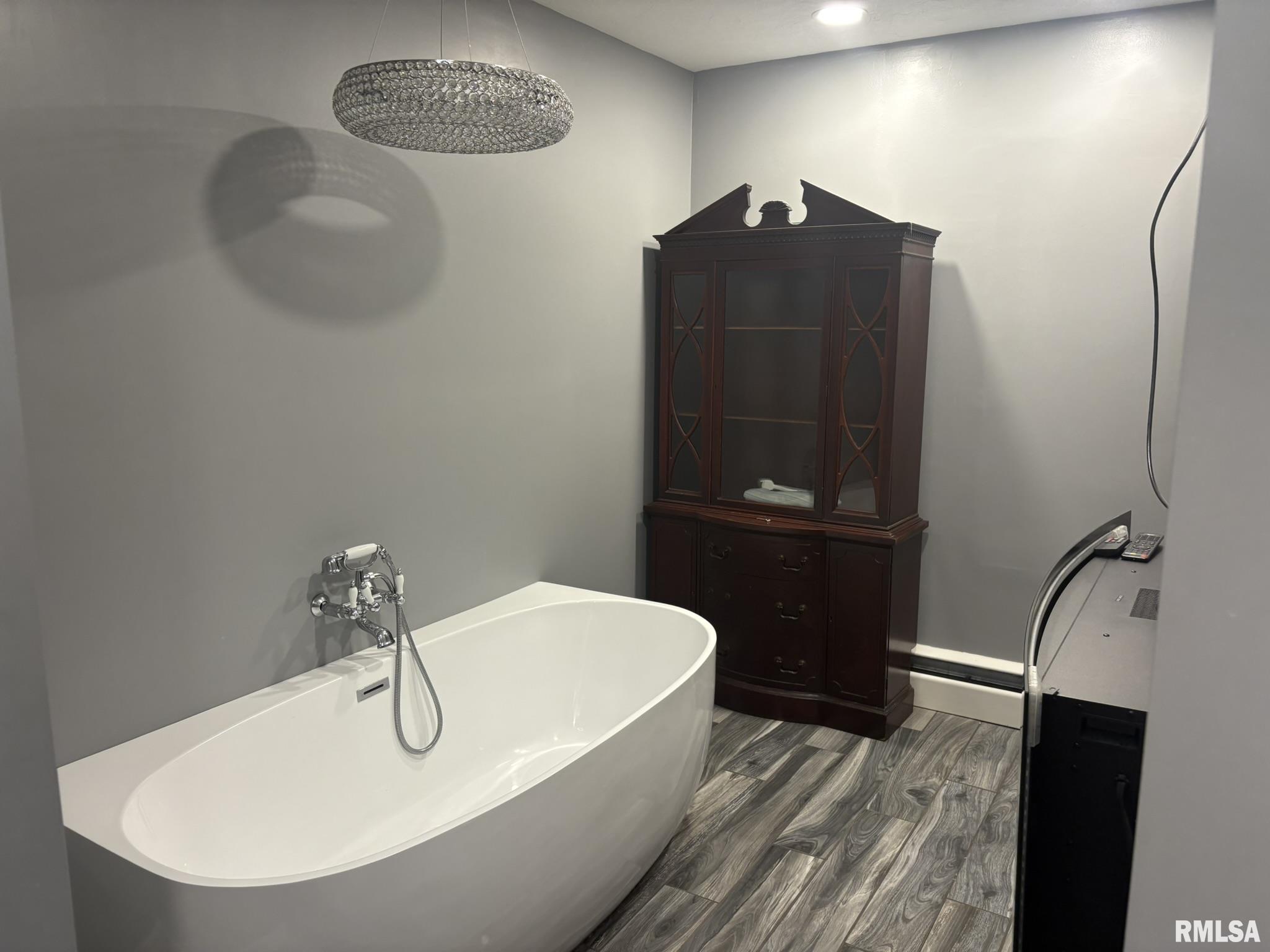 702 Sheridan Drive, Benton, Illinois image 19