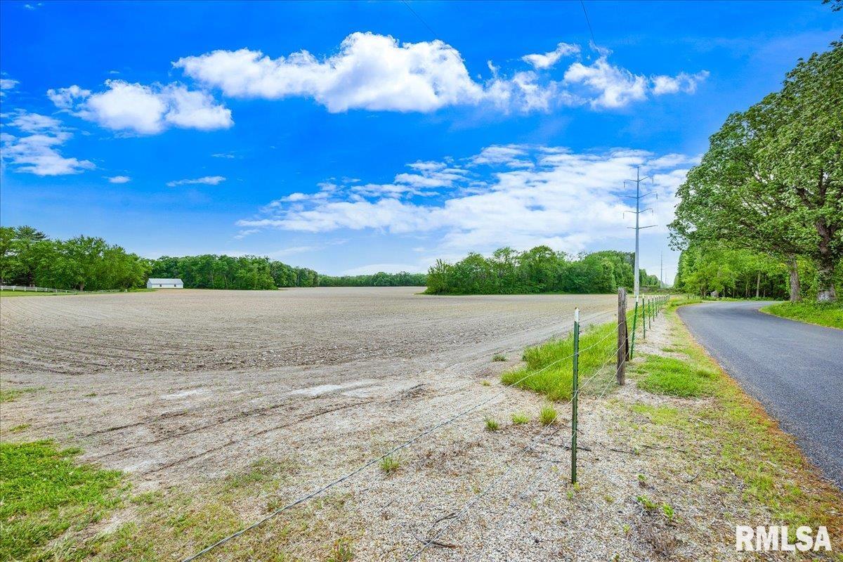 000 W Singing Woods Road, Edelstein, Illinois image 13
