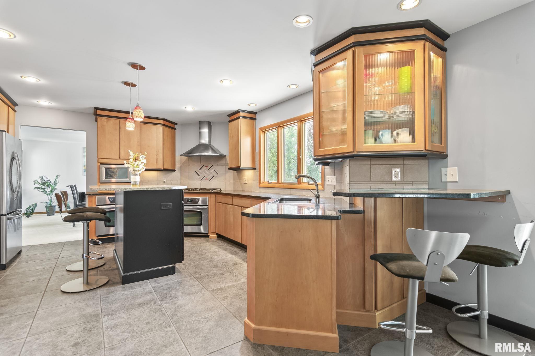 2504 Country Club Drive, Springfield, Illinois image 19