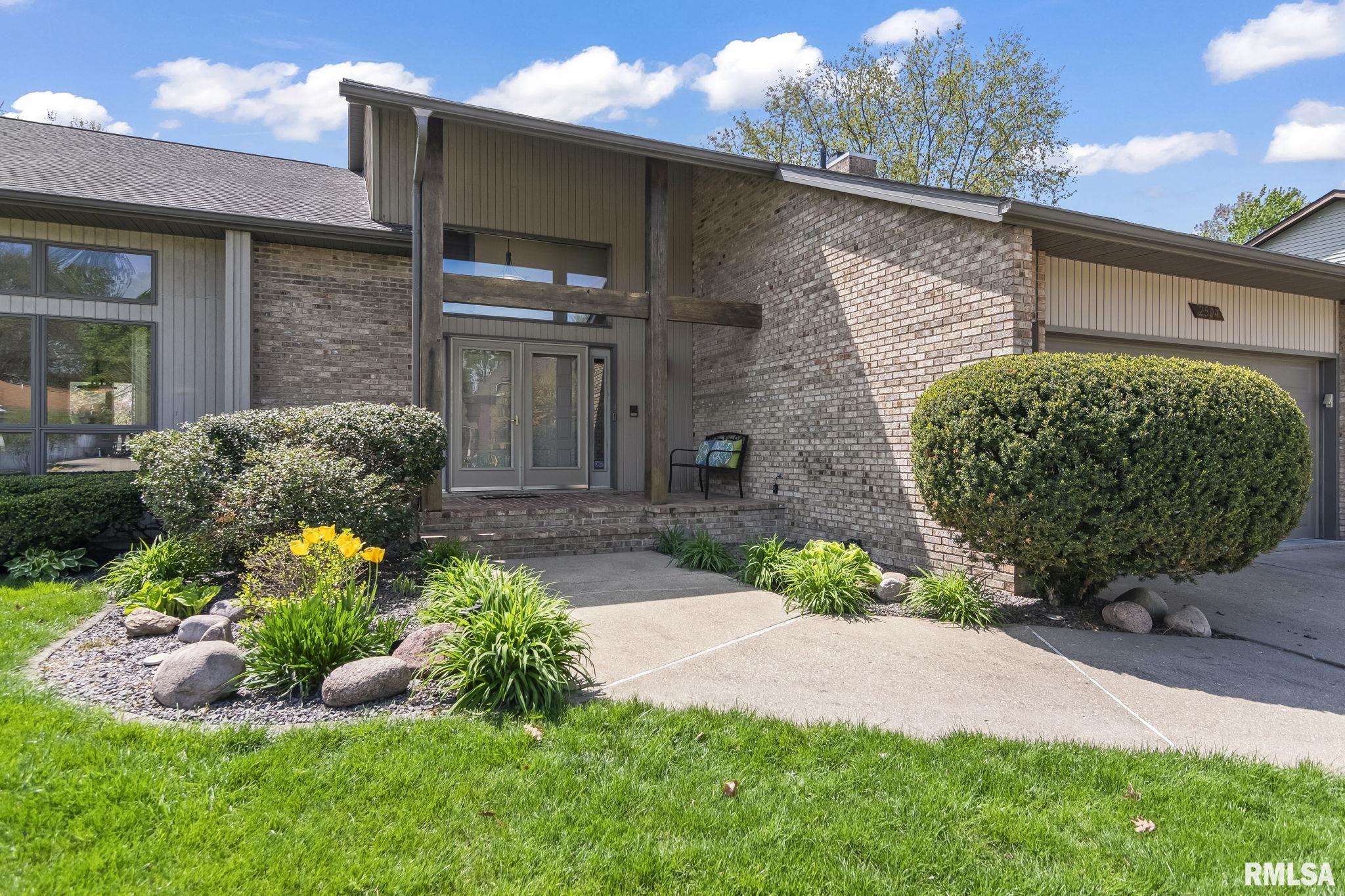 2504 Country Club Drive, Springfield, Illinois image 3