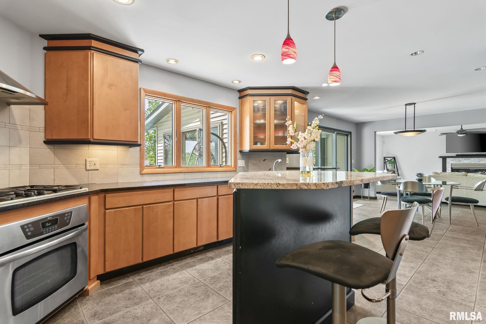 2504 Country Club Drive, Springfield, Illinois image 18
