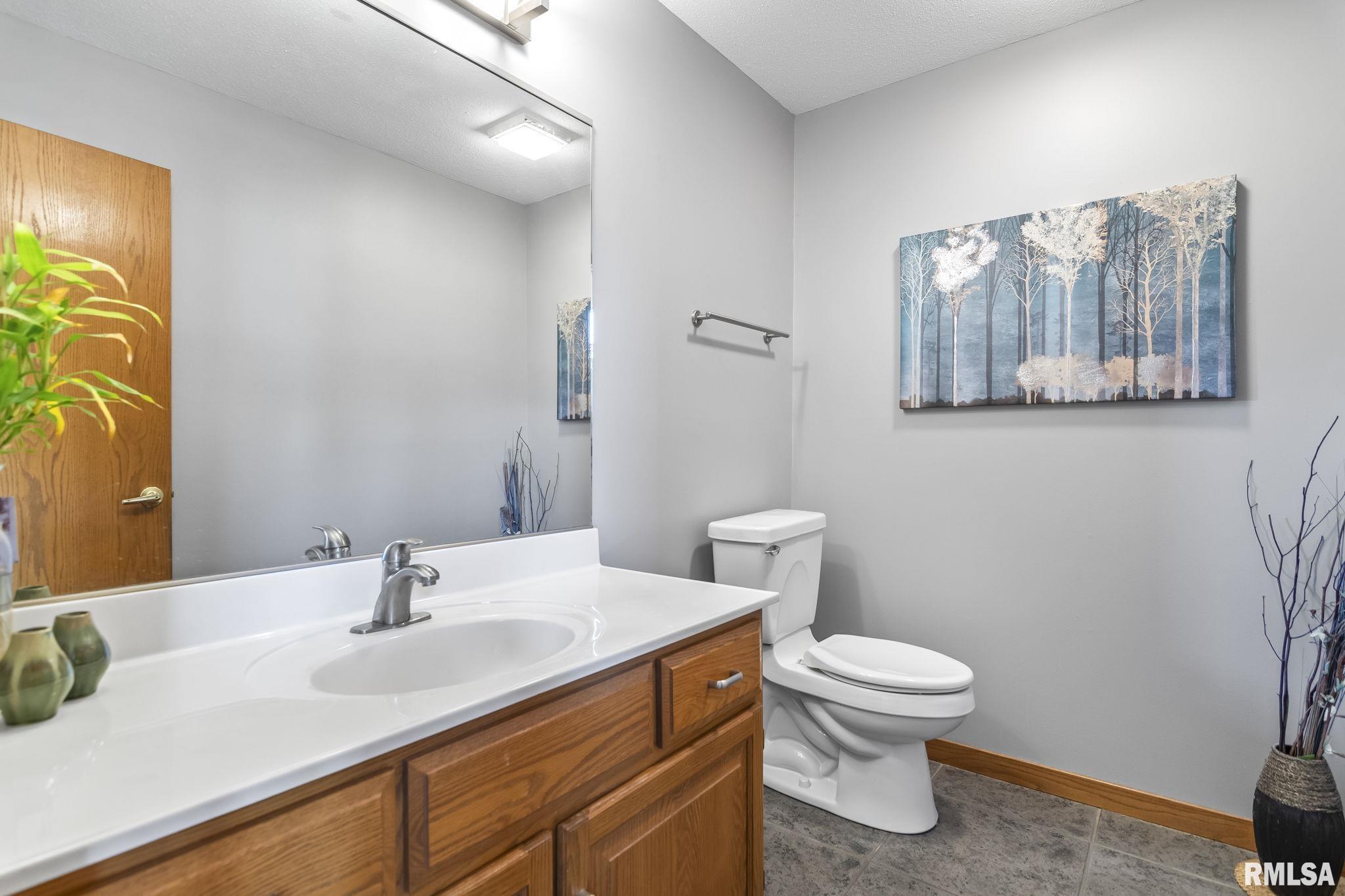 2504 Country Club Drive, Springfield, Illinois image 27