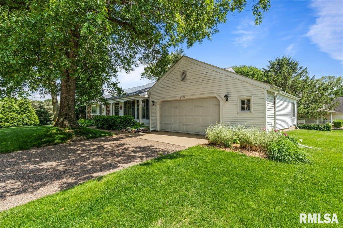7700 37th Avenue, Moline, Illinois image 3