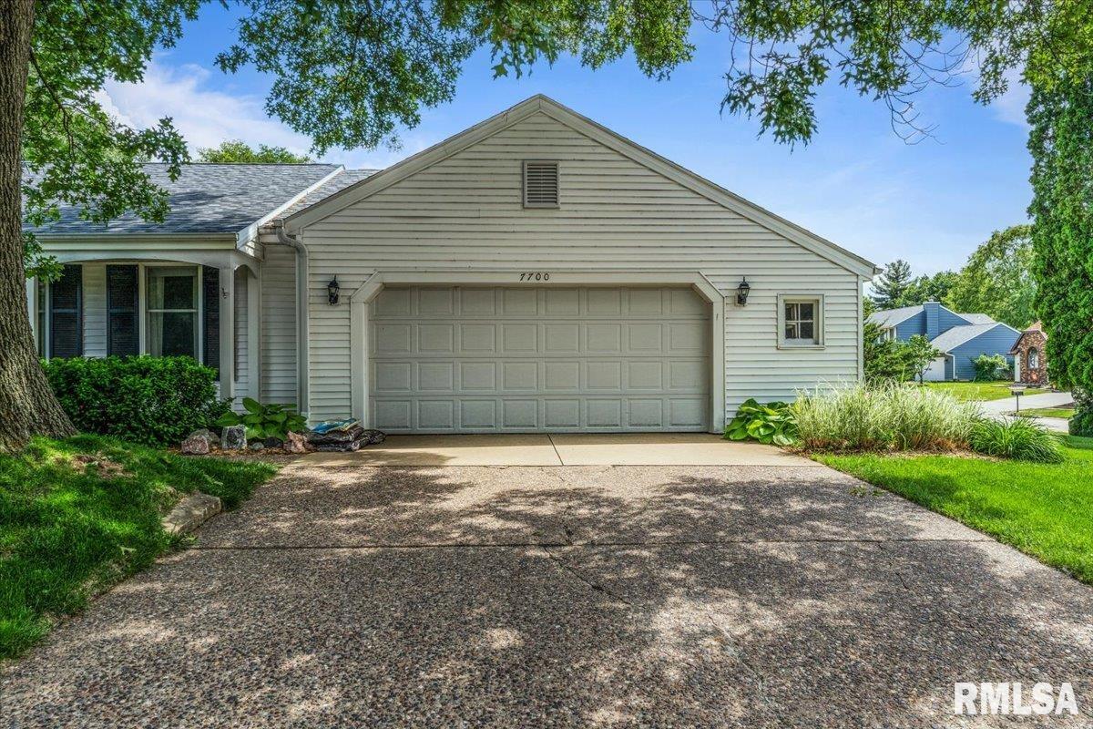 7700 37th Avenue, Moline, Illinois image 4