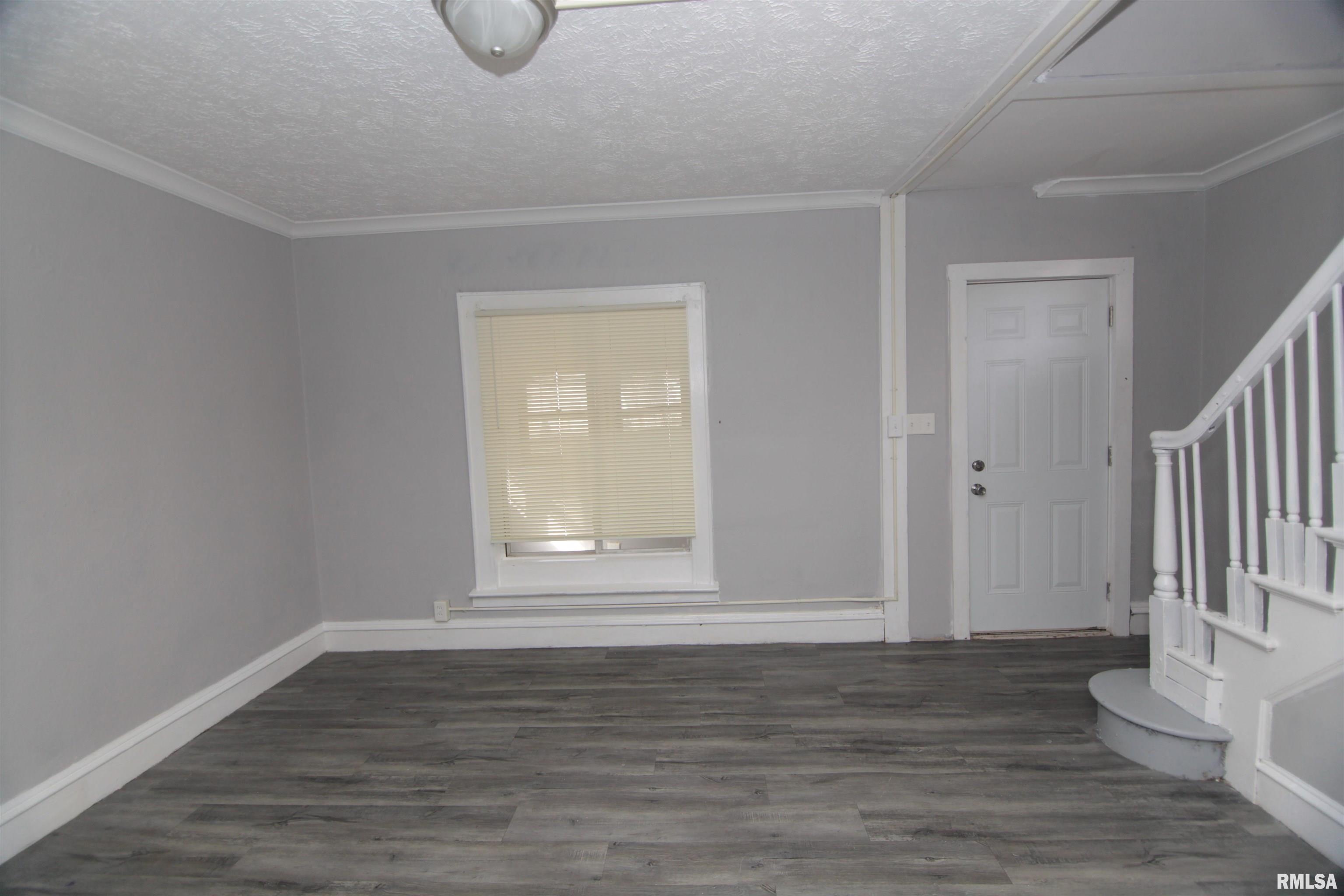 1607 W 8th Street, Davenport, Iowa image 17