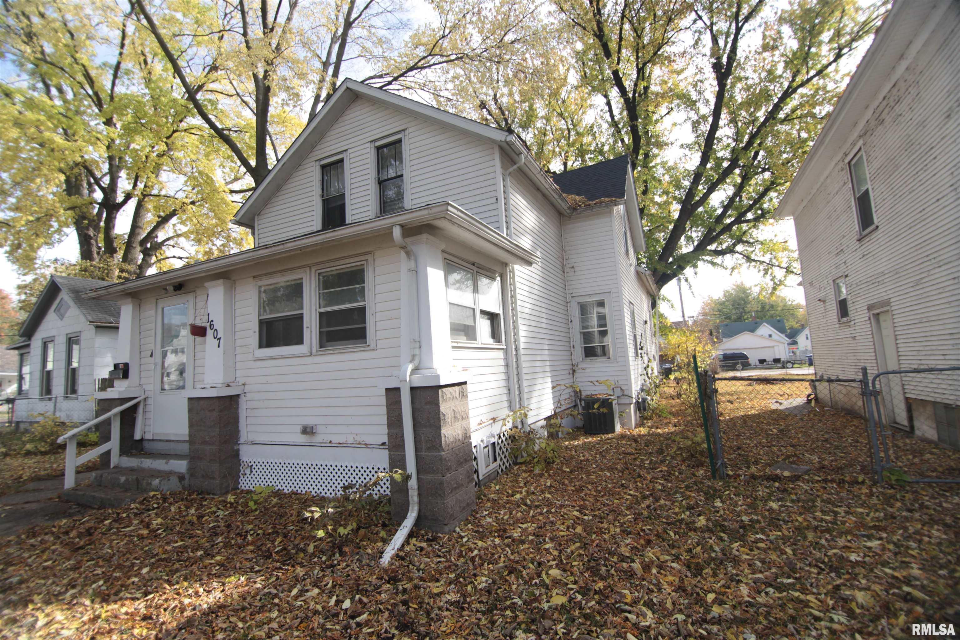 1607 W 8th Street, Davenport, Iowa image 4