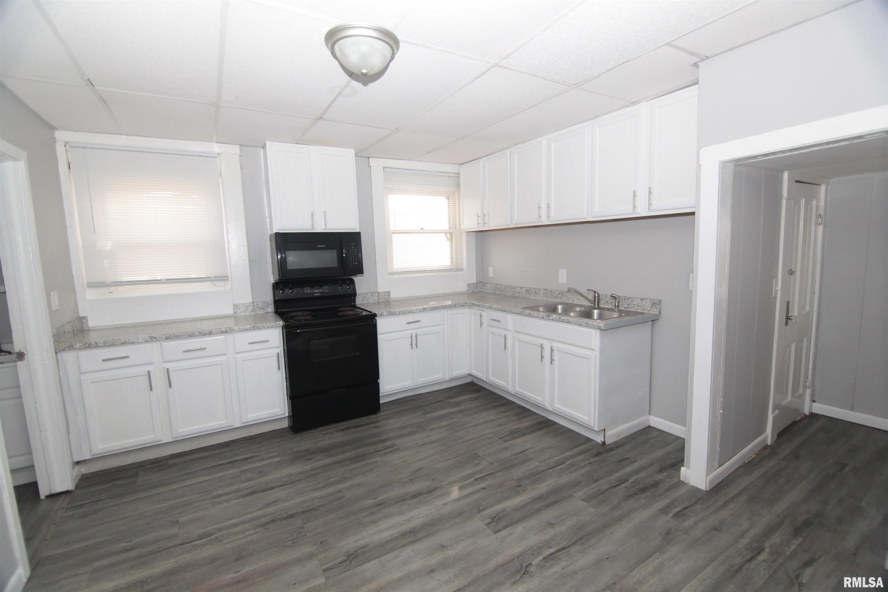 1607 W 8th Street, Davenport, Iowa image 7