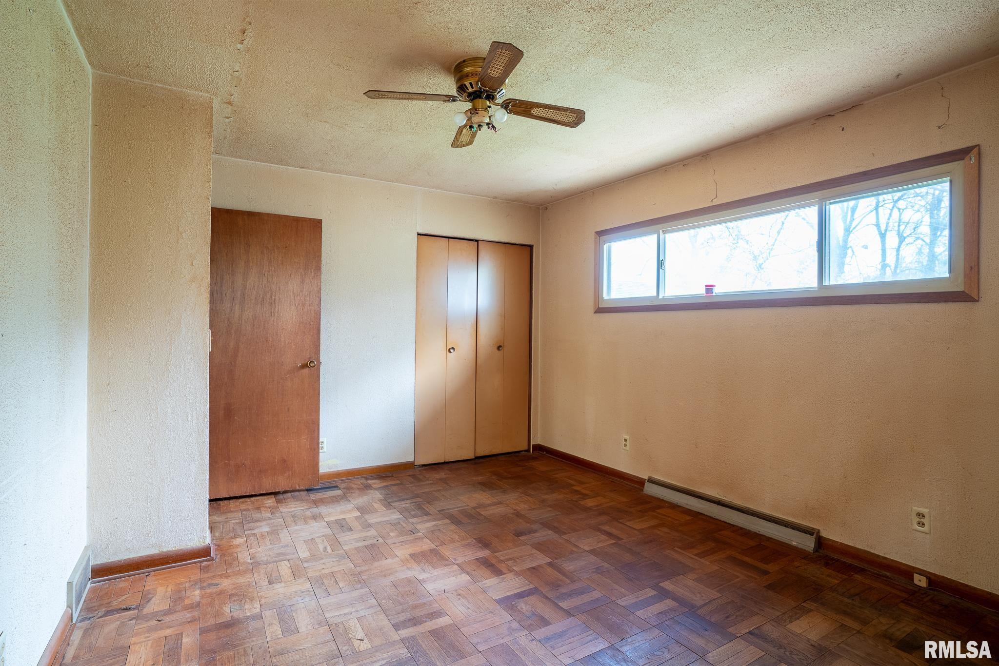 225 13th Street, Silvis, Illinois image 11