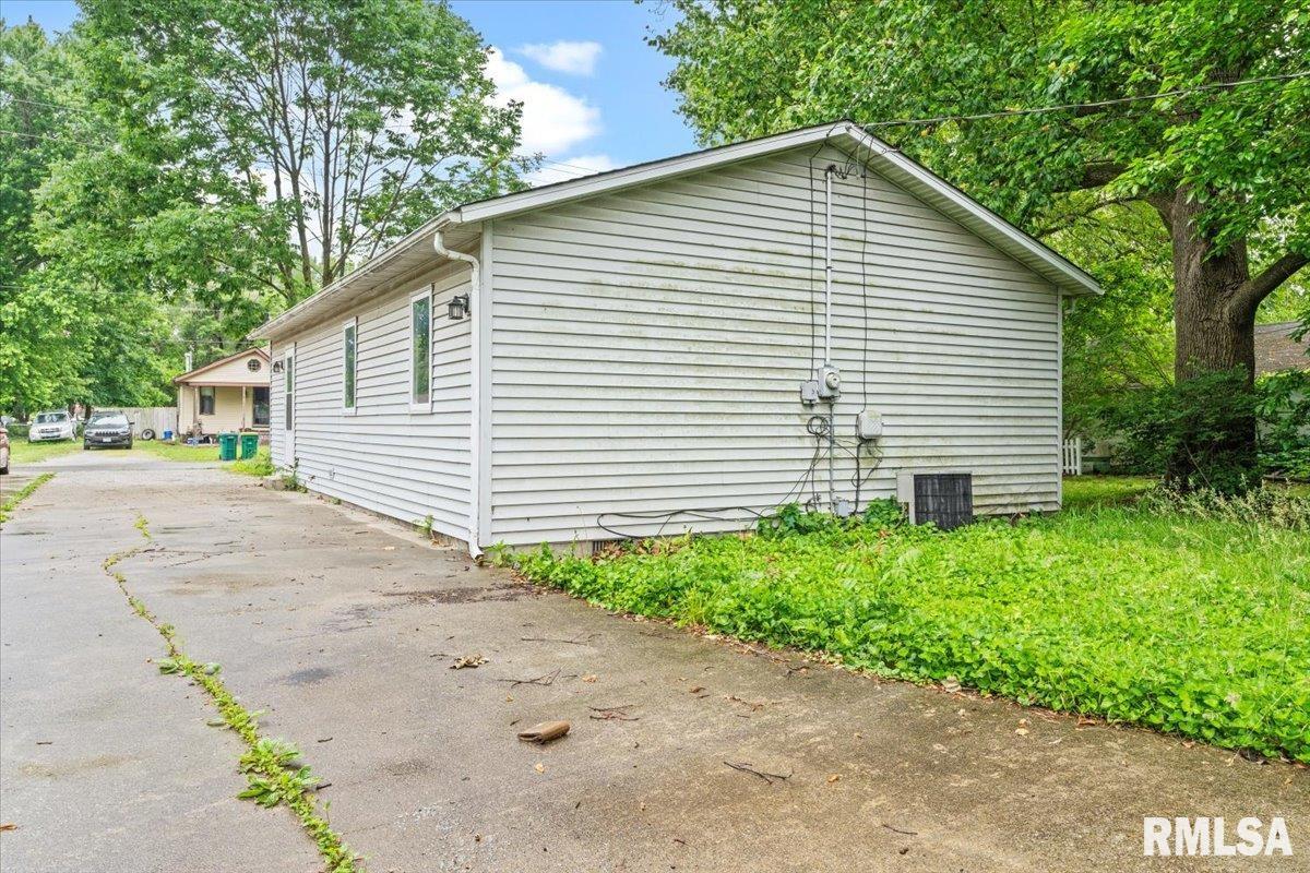 2011 E Keys Avenue, Springfield, Illinois image 21