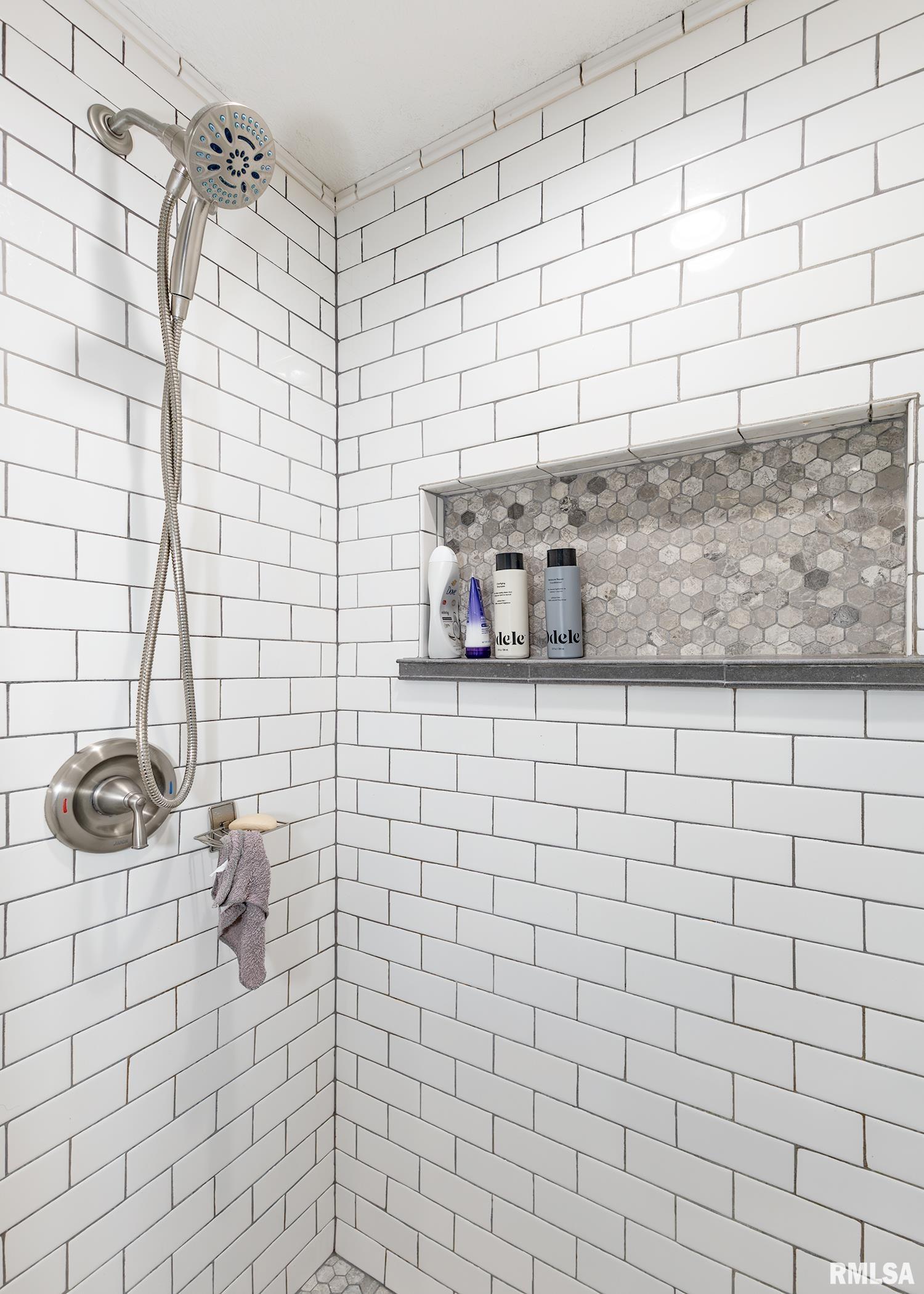 912 Goldfinch Court, Geneseo, Illinois image 34