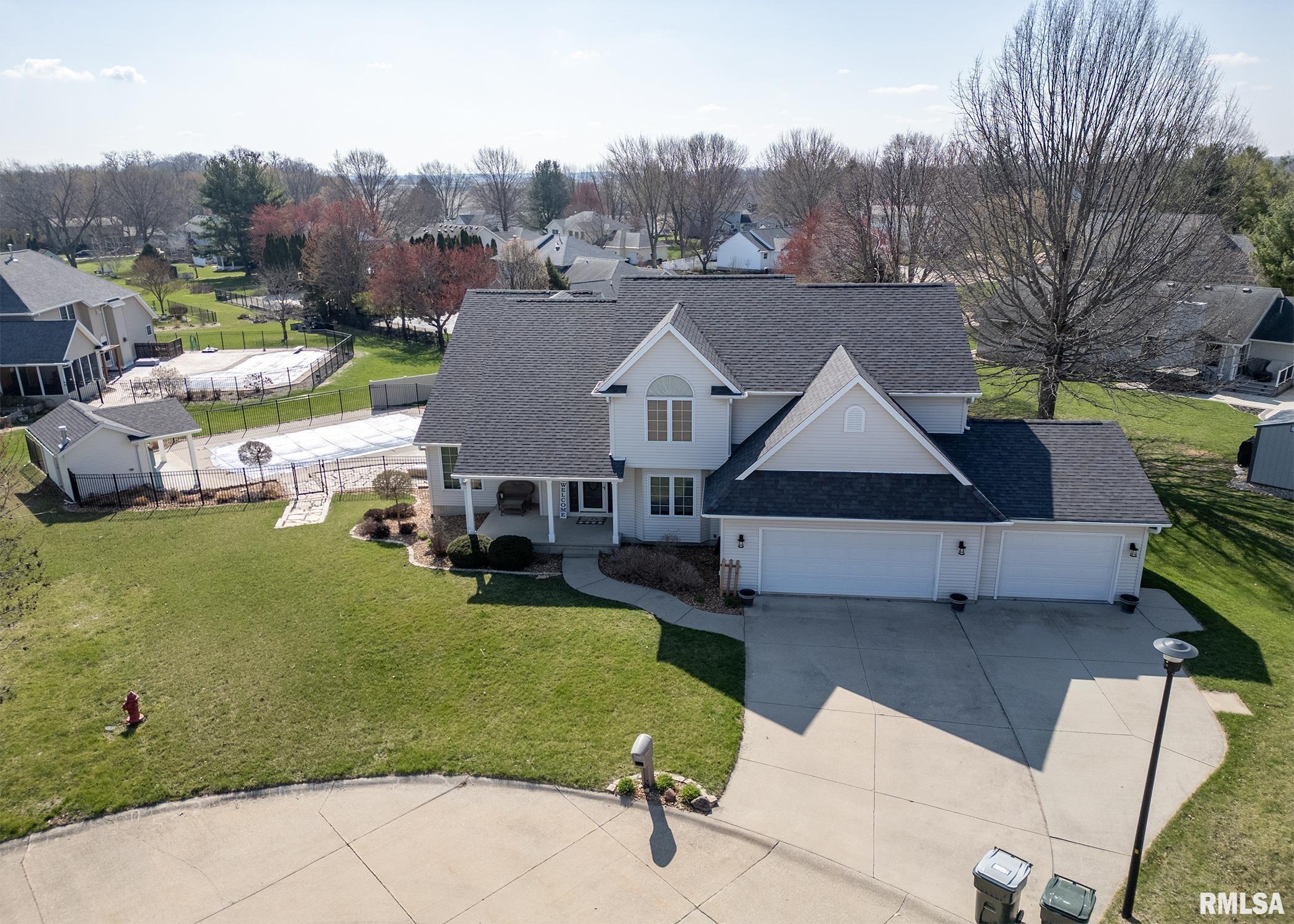 912 Goldfinch Court, Geneseo, Illinois image 2