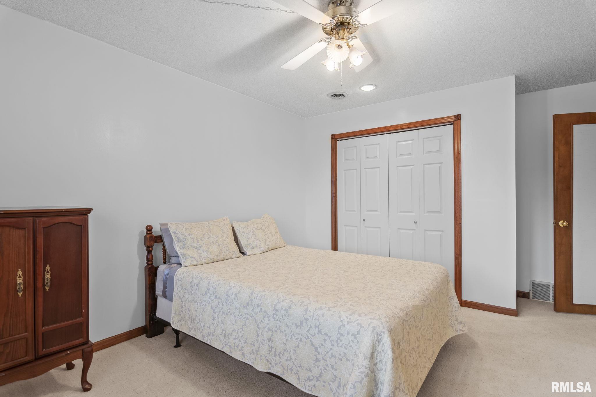 2925 Victoria Drive, Springfield, Illinois image 27