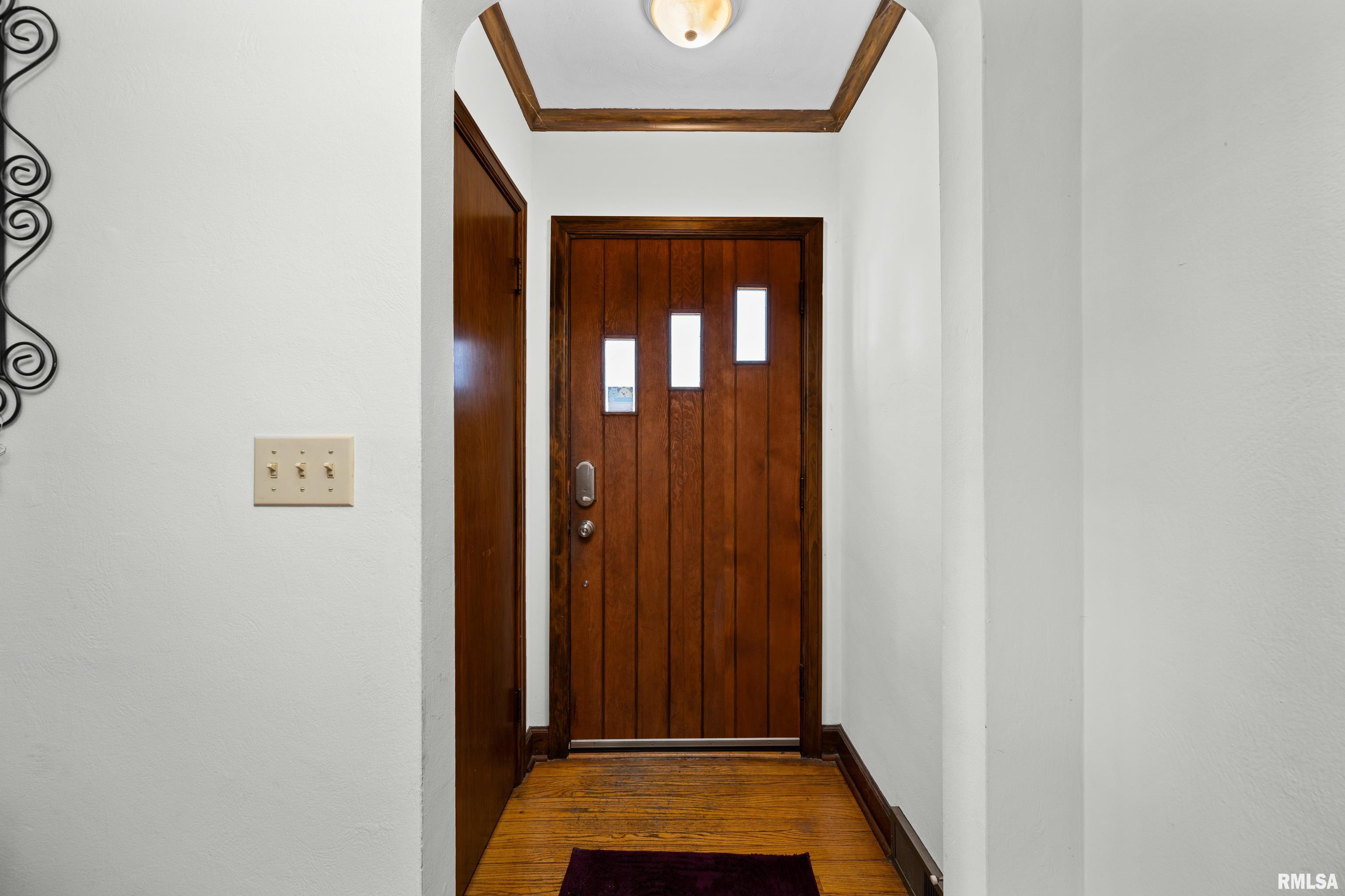 2730 Tremont Avenue, Davenport, Iowa image 4