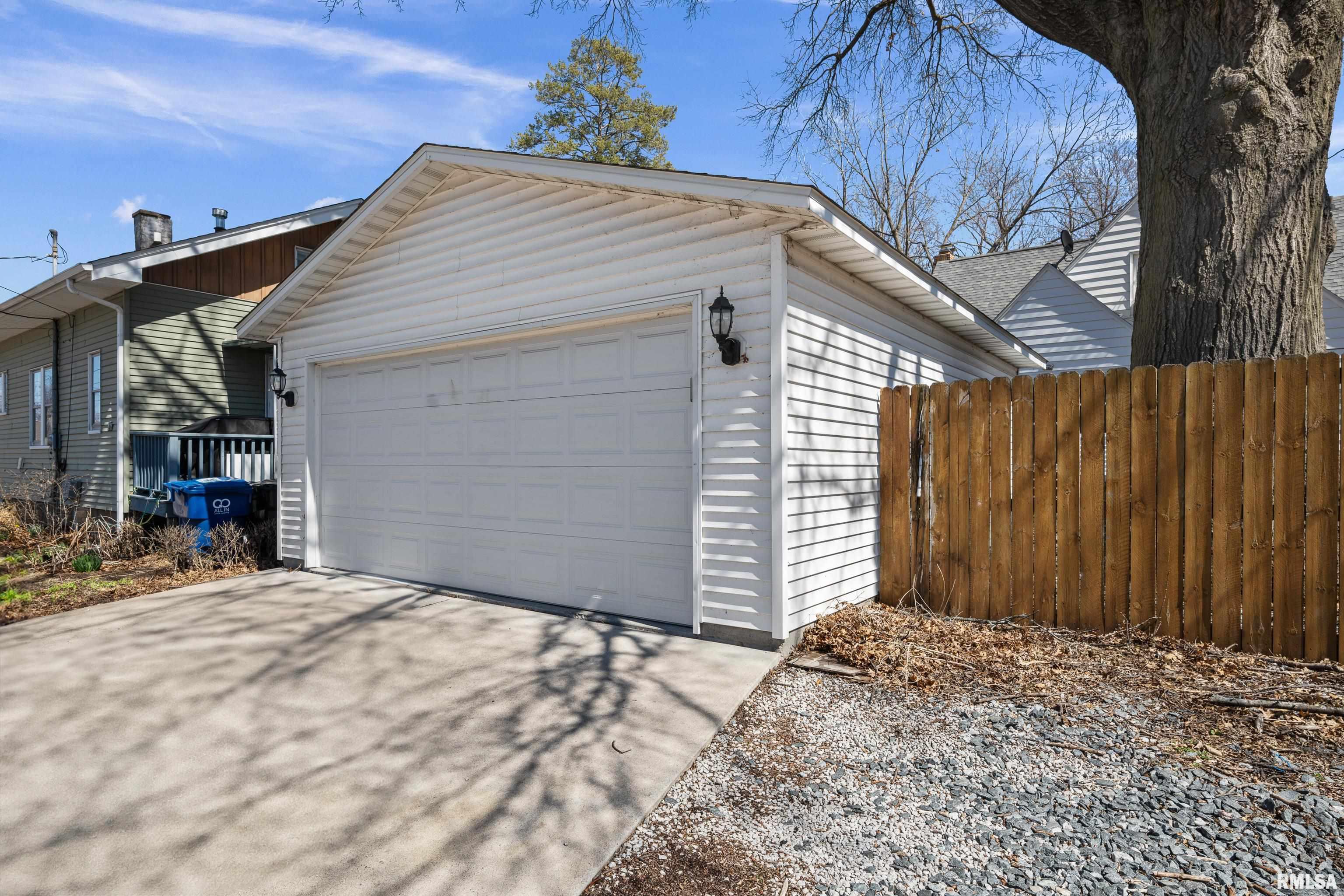 2730 Tremont Avenue, Davenport, Iowa image 31