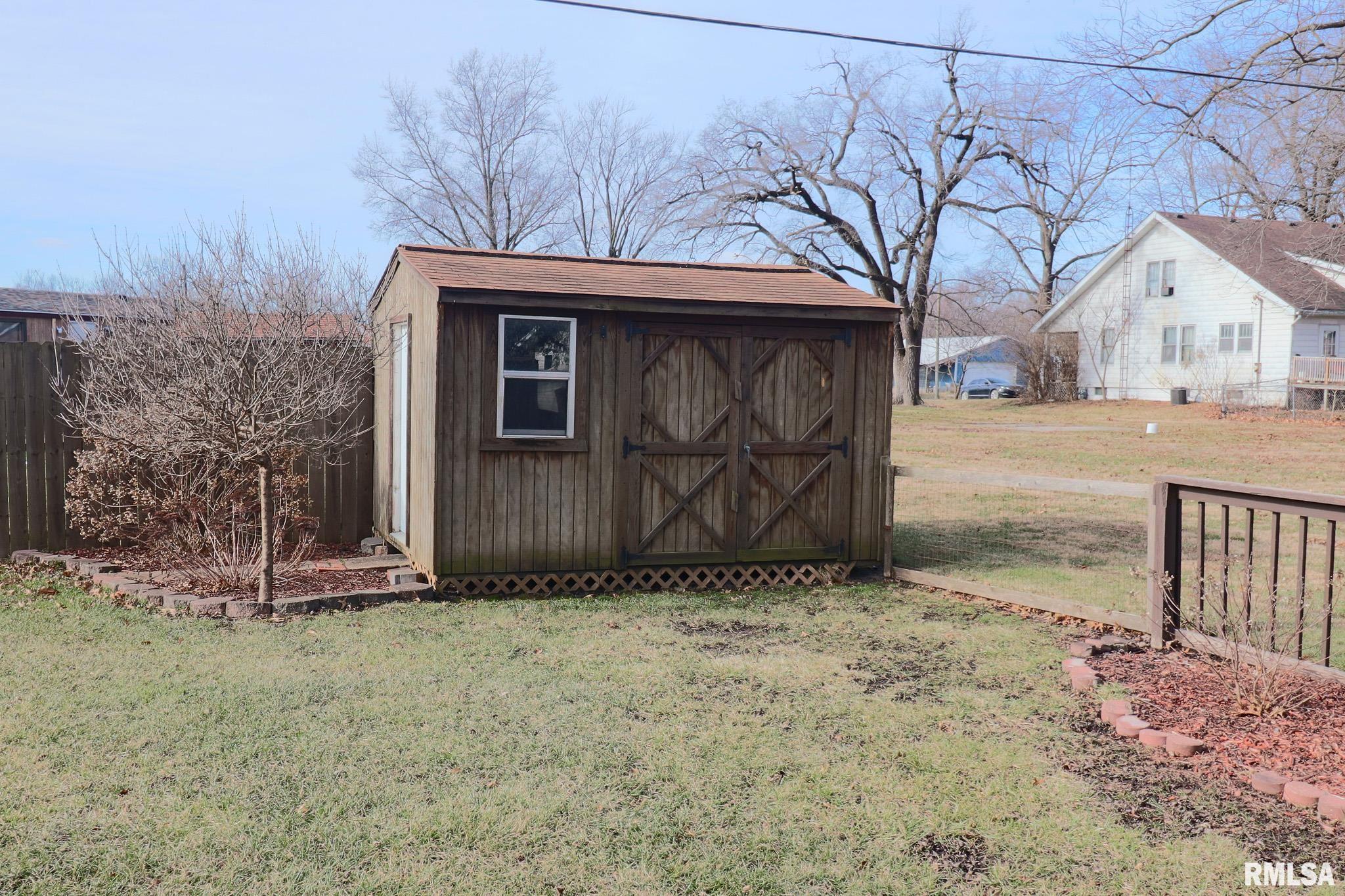 420 Minton Street, Carlinville, Illinois image 12