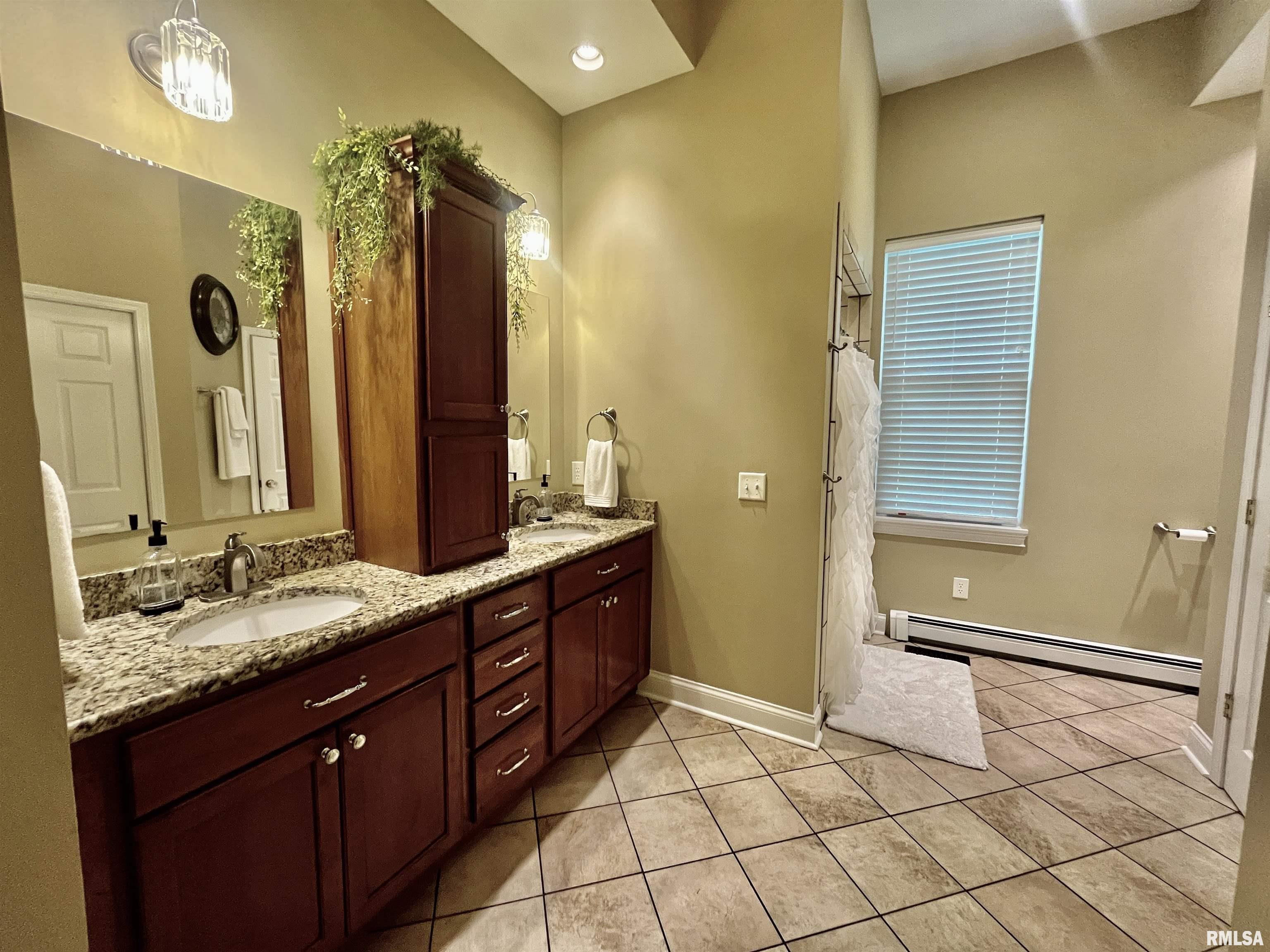 212 E 3rd Street, Metropolis, Illinois image 30
