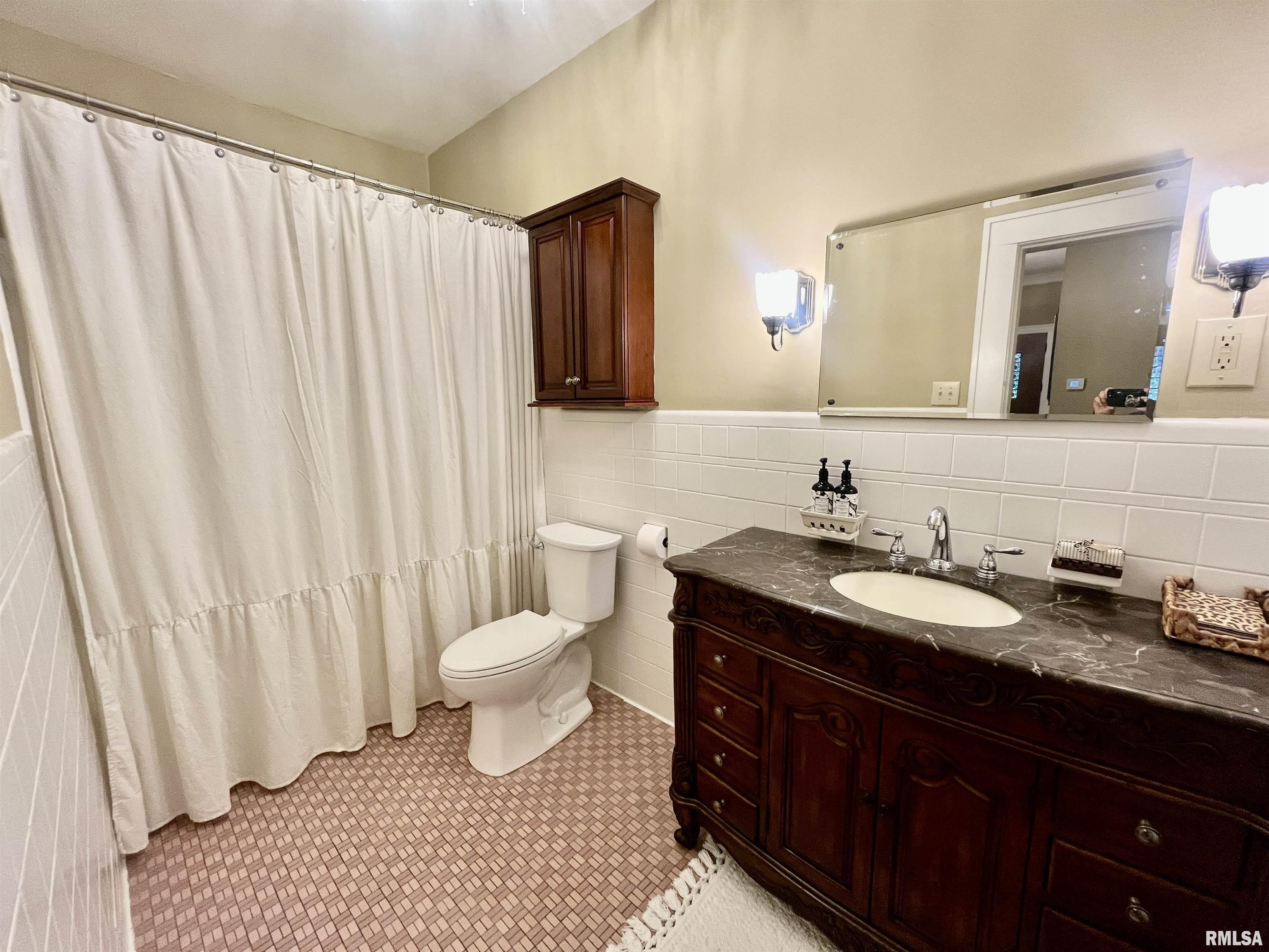 212 E 3rd Street, Metropolis, Illinois image 34